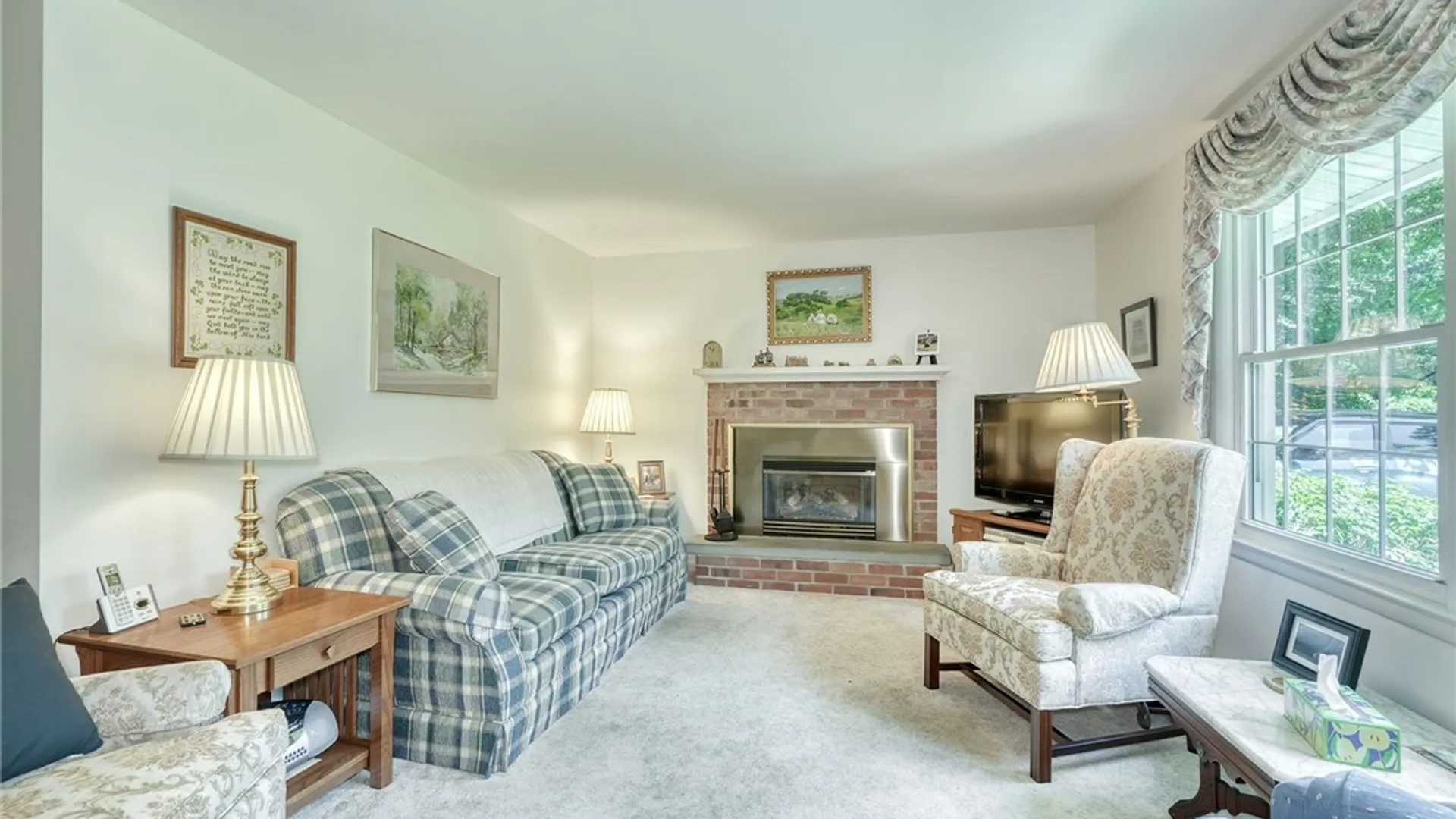 Property at 226 Dickinson Road, Webster, NY 14480 11