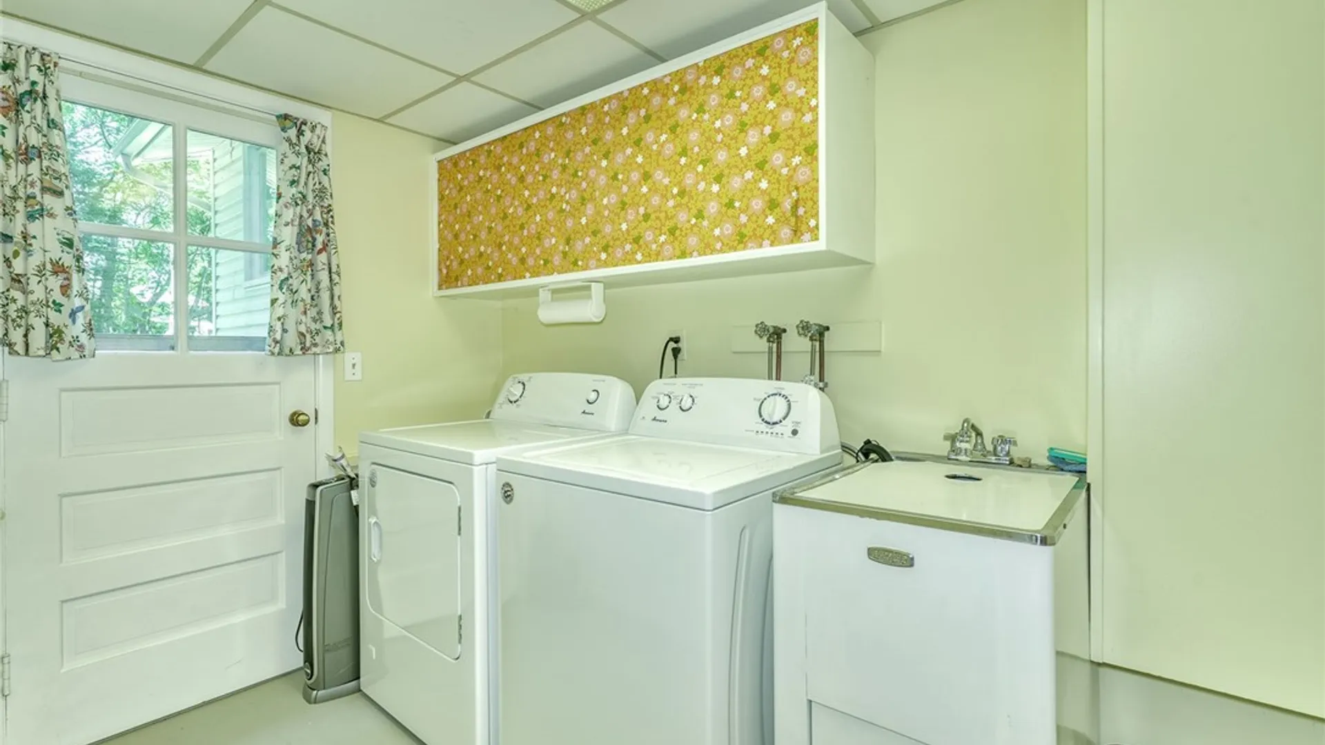 Property at 226 Dickinson Road, Webster, NY 14480 30