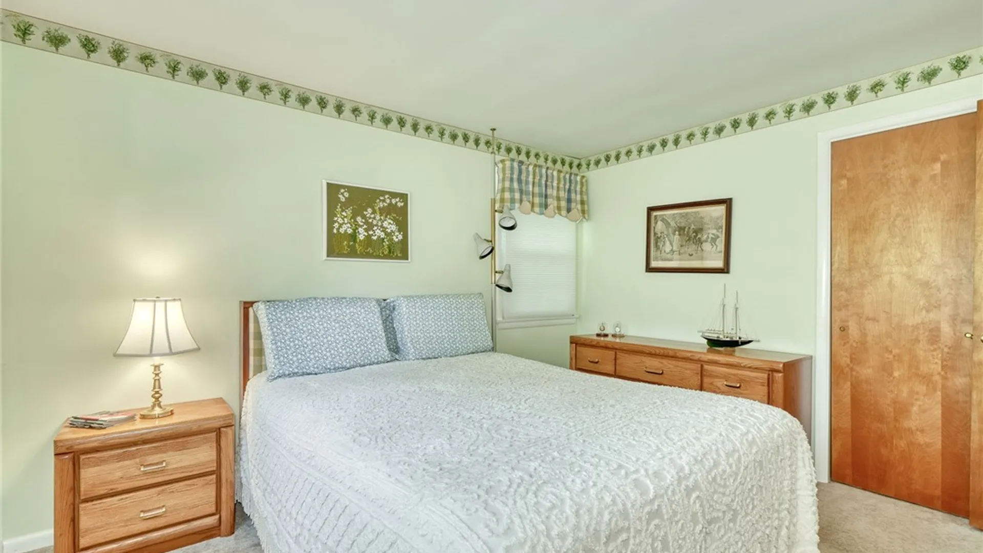Property at 226 Dickinson Road, Webster, NY 14480 35