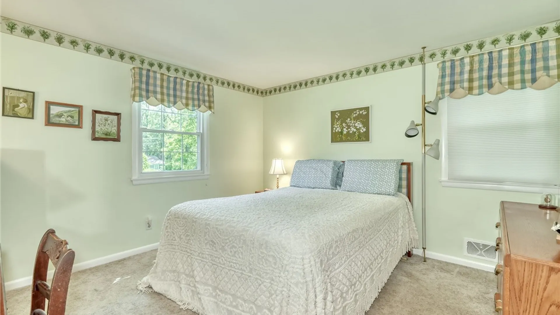 Property at 226 Dickinson Road, Webster, NY 14480 36