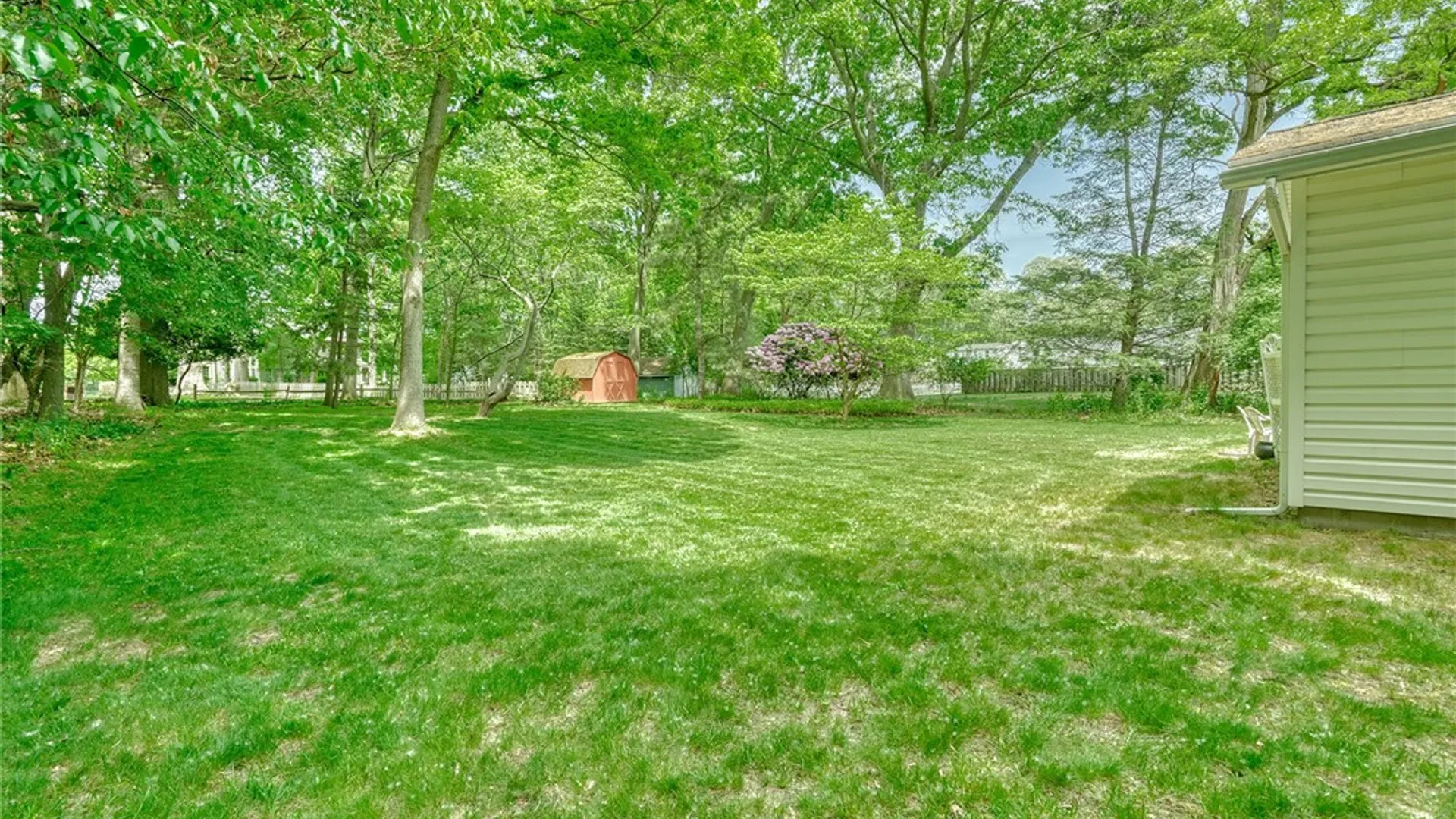 Property at 226 Dickinson Road, Webster, NY 14480 47
