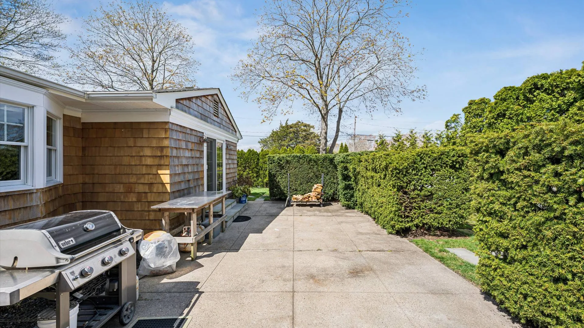 Property at 5 Maryland Blvd, Hampton Bays, NY 11946 15