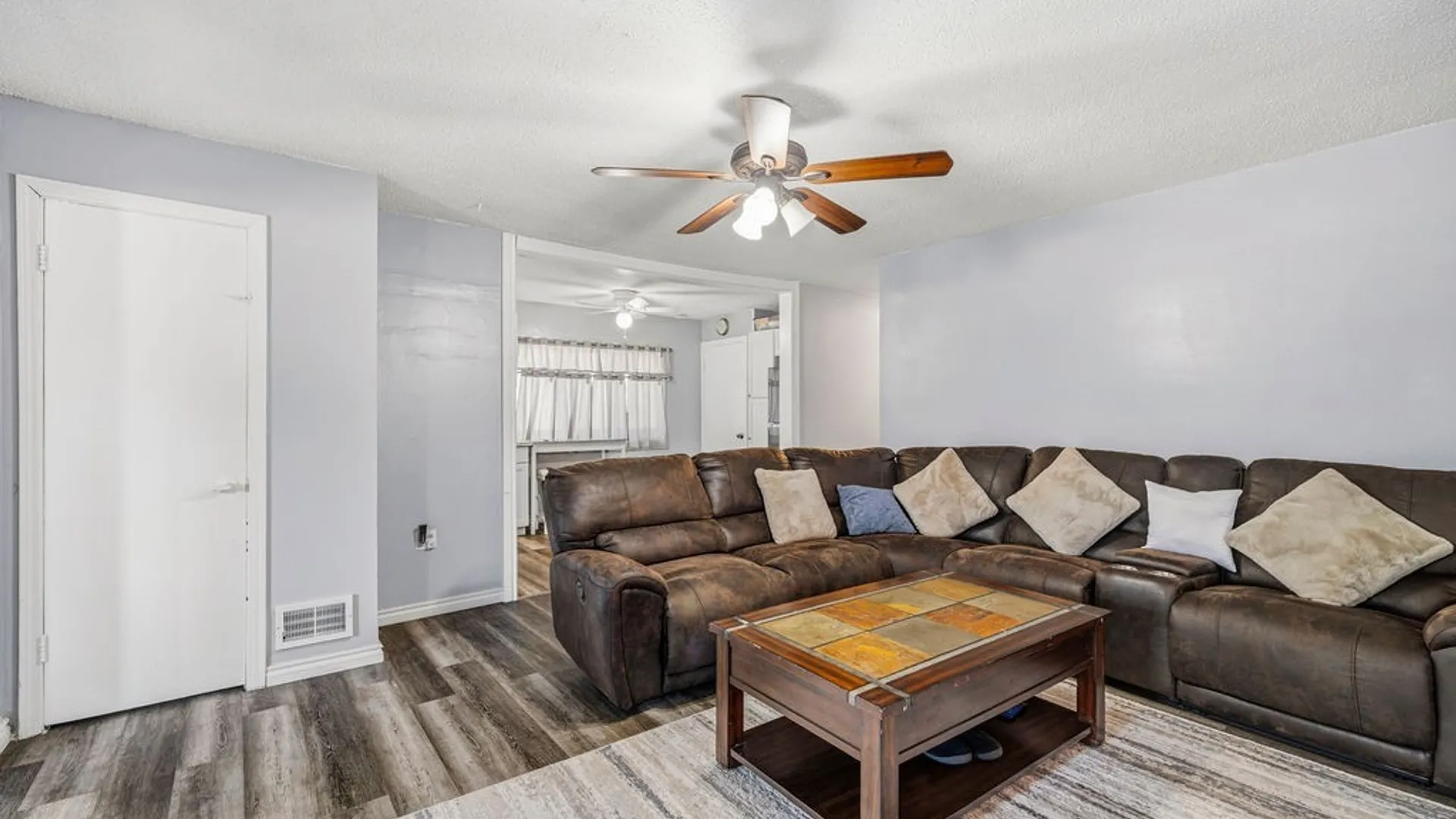 Property at 493 Hyde Park Boulevard, Niagara Falls, NY 14303 11