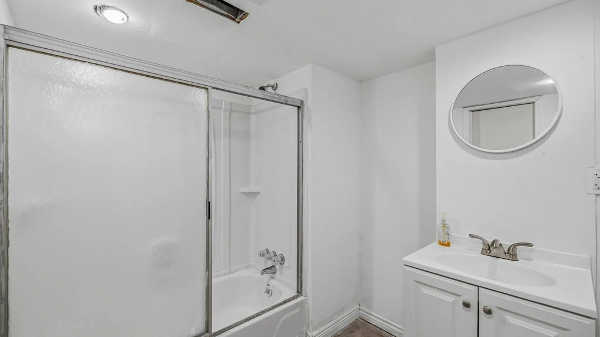 Property at 493 Hyde Park Boulevard, Niagara Falls, NY 14303 26