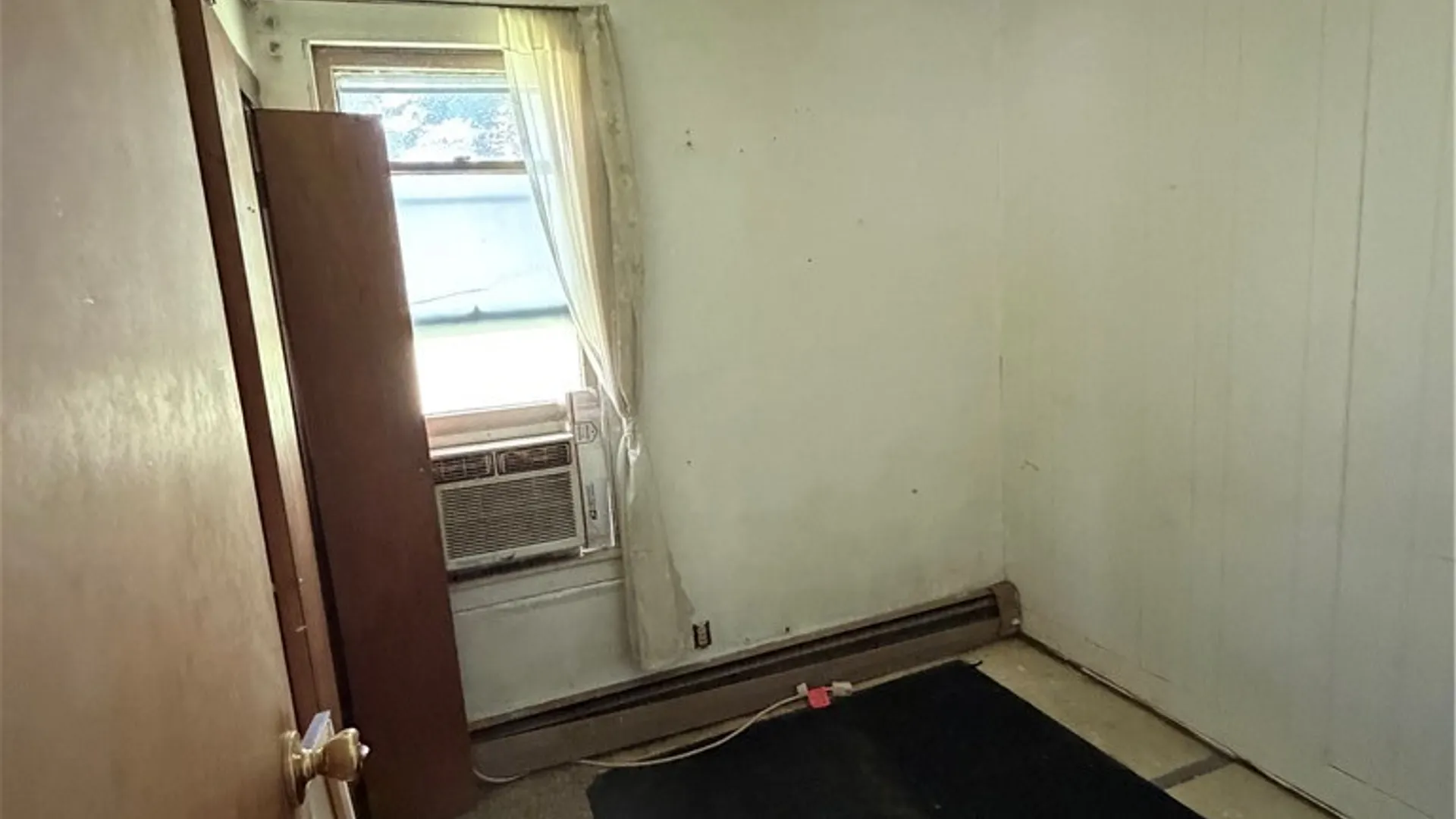 Property at 31 Ideal Street, Buffalo, NY 14206 20