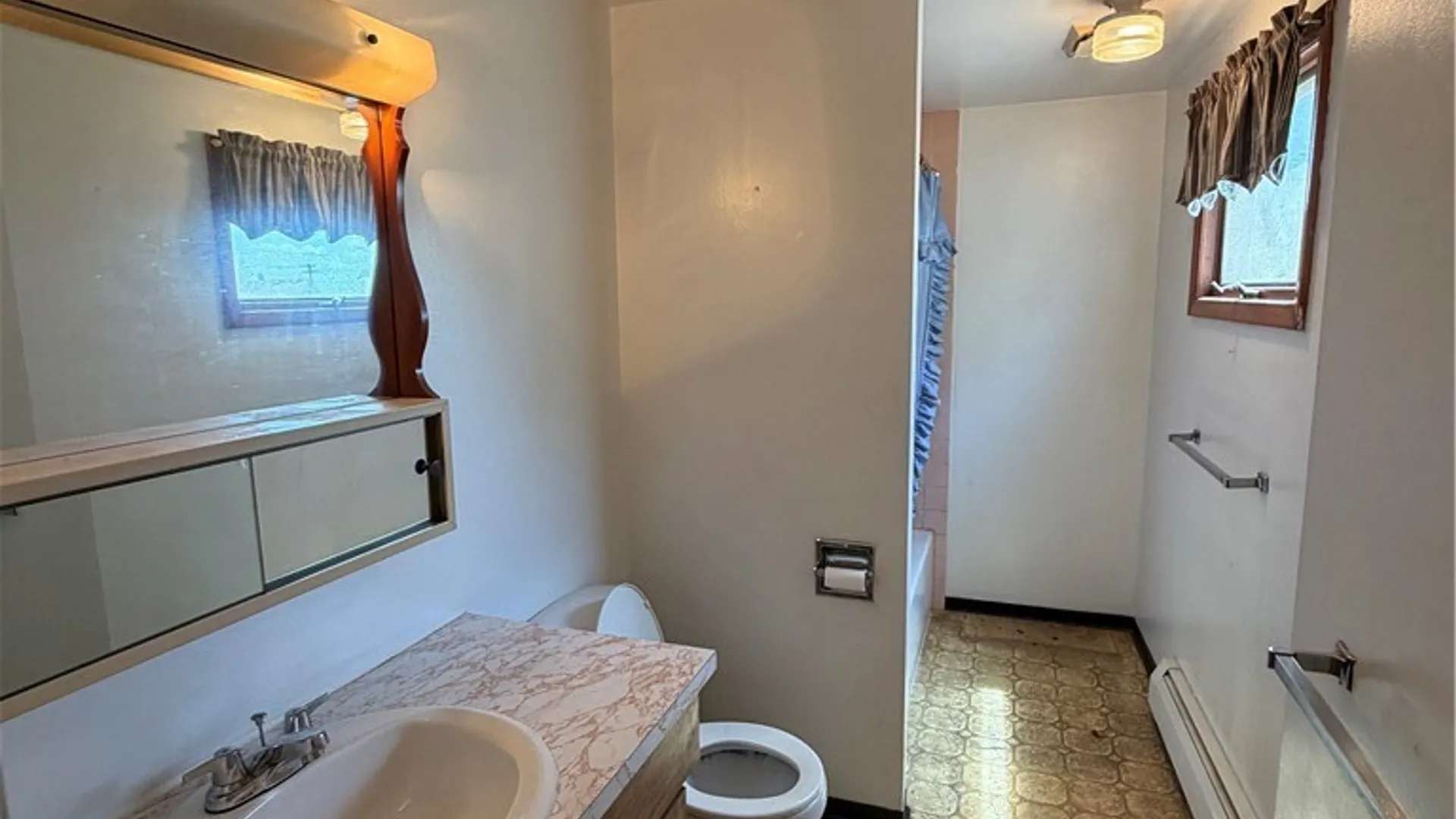 Property at 31 Ideal Street, Buffalo, NY 14206 5