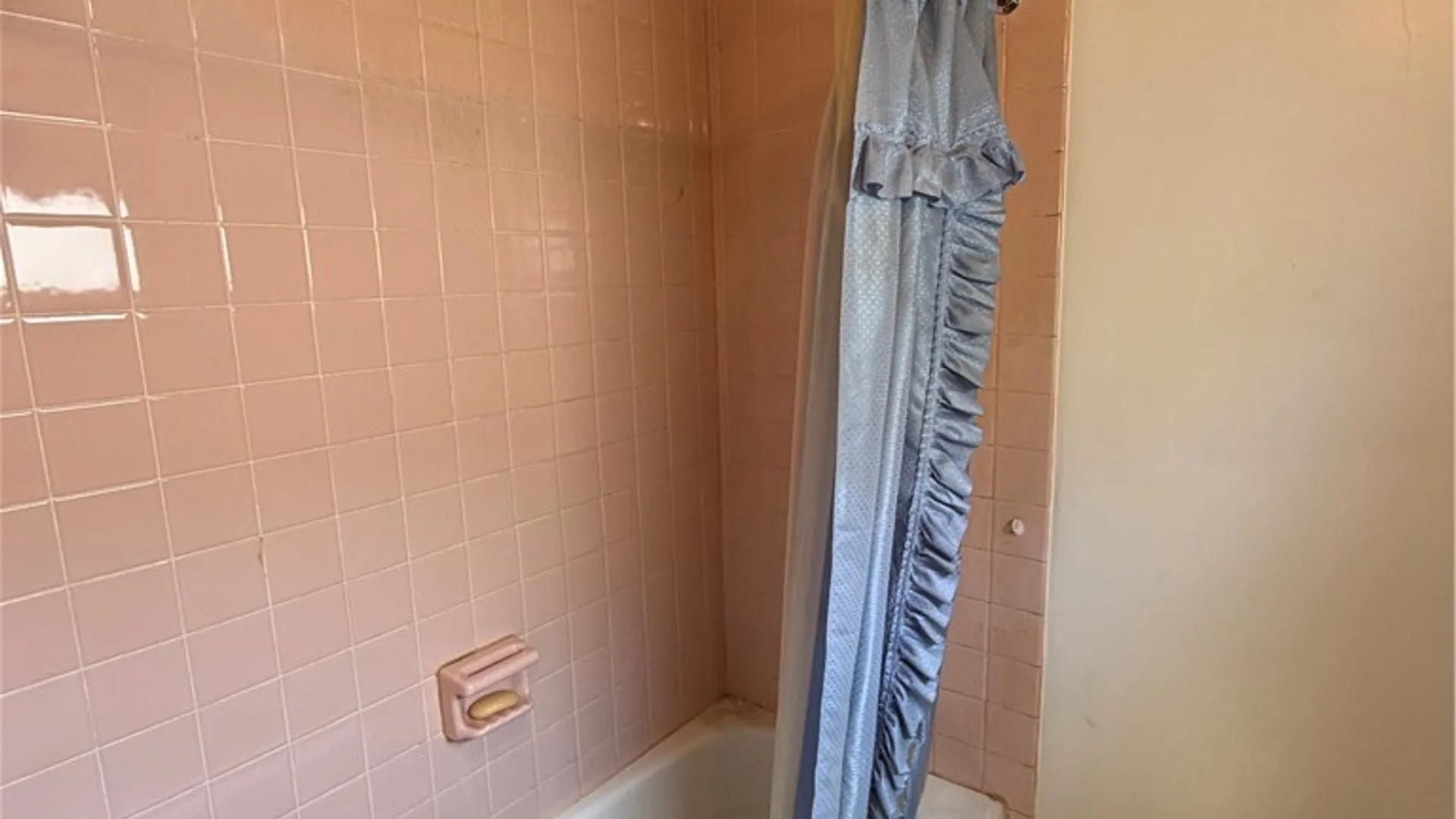 Property at 31 Ideal Street, Buffalo, NY 14206 6