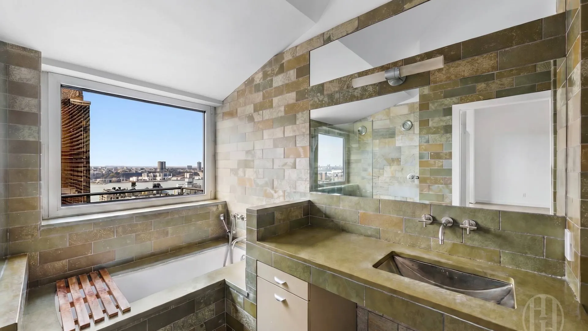 Property at 2166 Broadway, New York, NY 10024 9