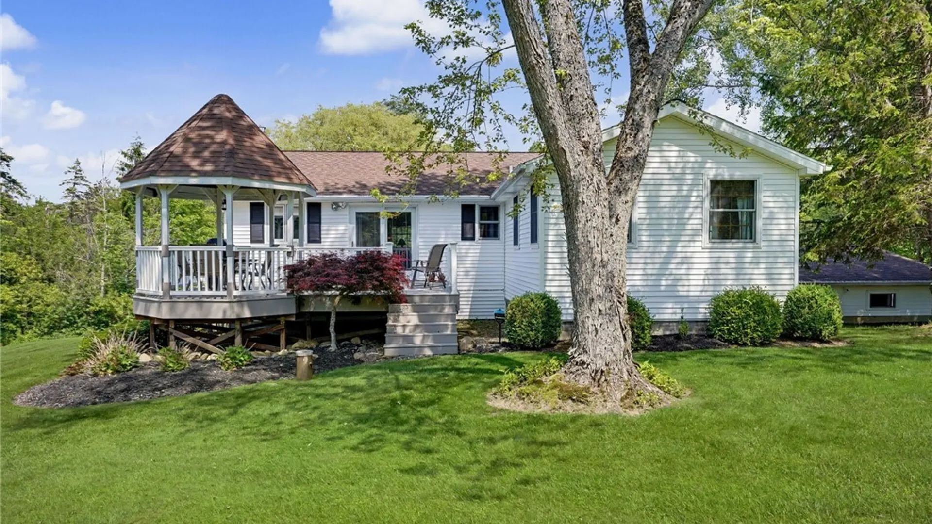 Property at 2137 Grover Road, Aurora, NY 14170 10