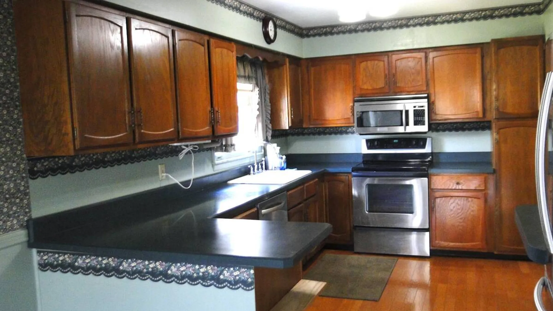 Property at 2085 Lancaster Street, Schenectady, NY 12308 6