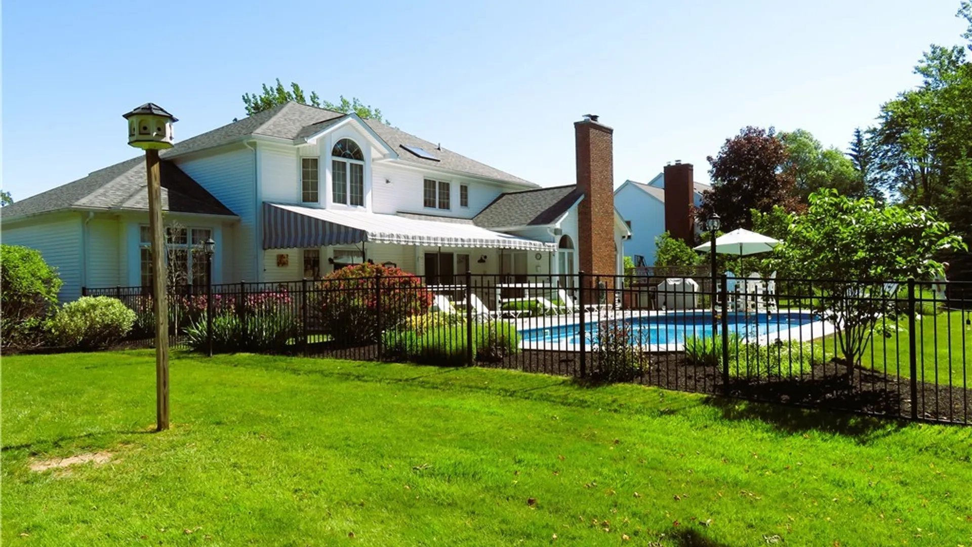 Property at 25 Lakeridge Drive, Orchard Park, NY 14127 14