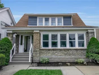 Property at 21 Palmer Avenue, Tonawanda, NY 14217