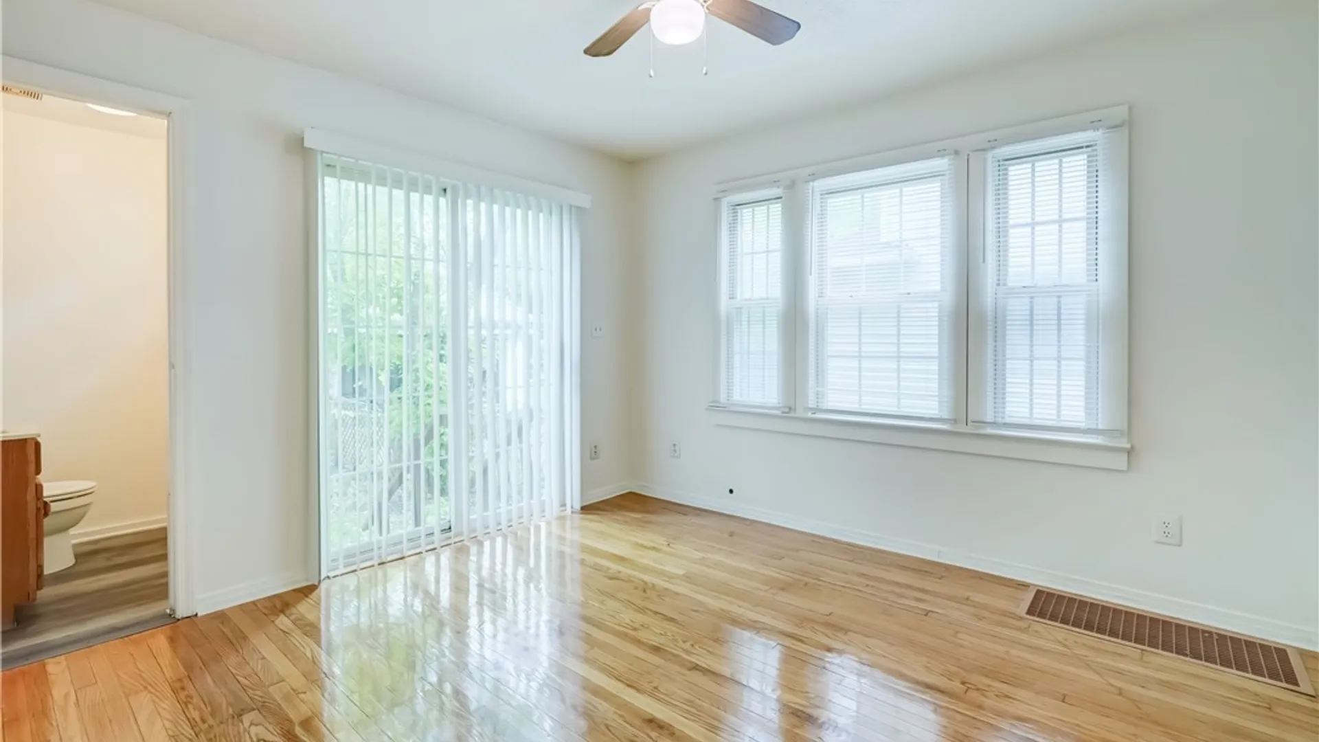 Property at 49 Depew Street, Rochester, NY 14611 11