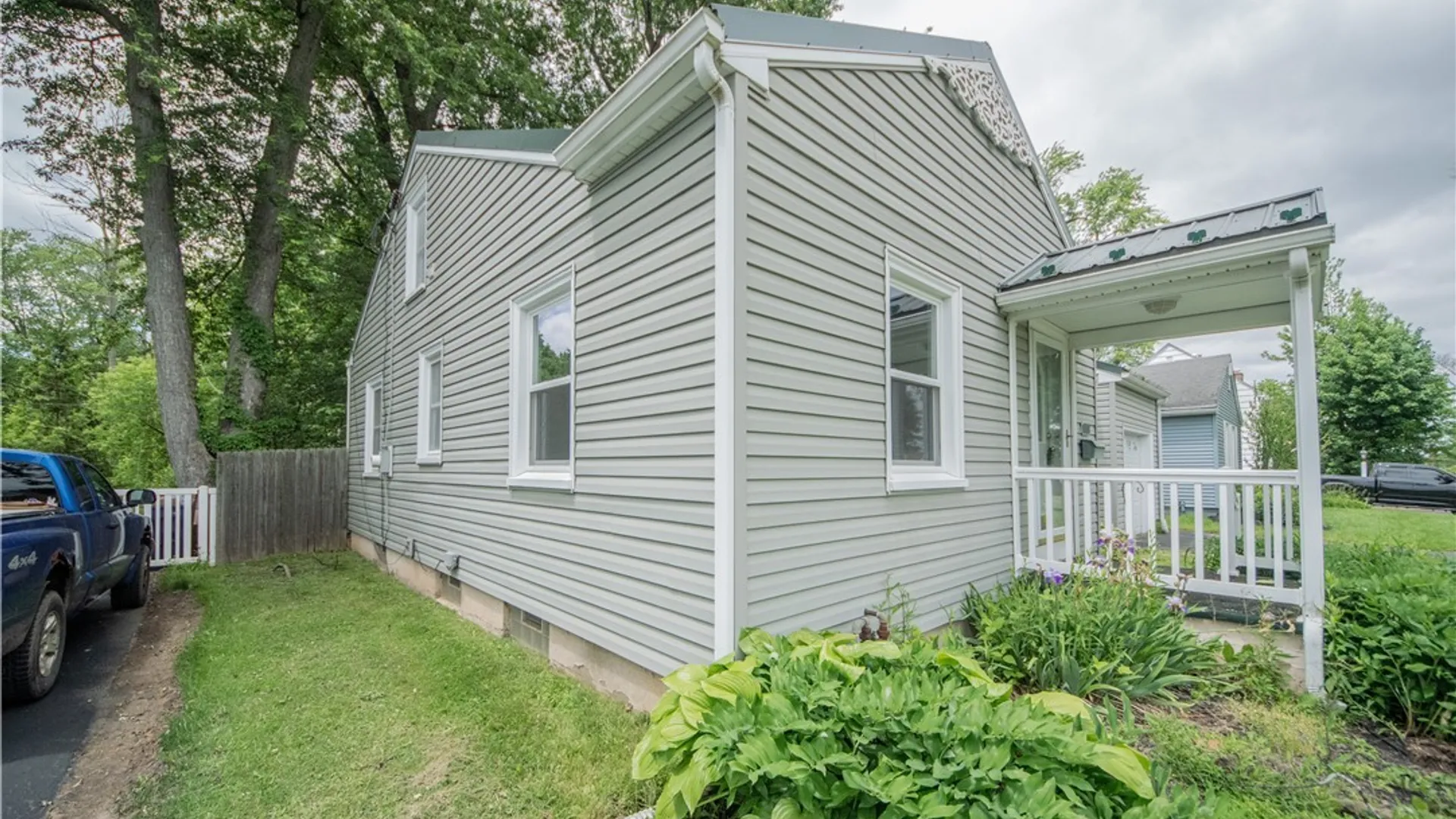 Property at 11 Davison Road, Lockport City, NY 14094 11