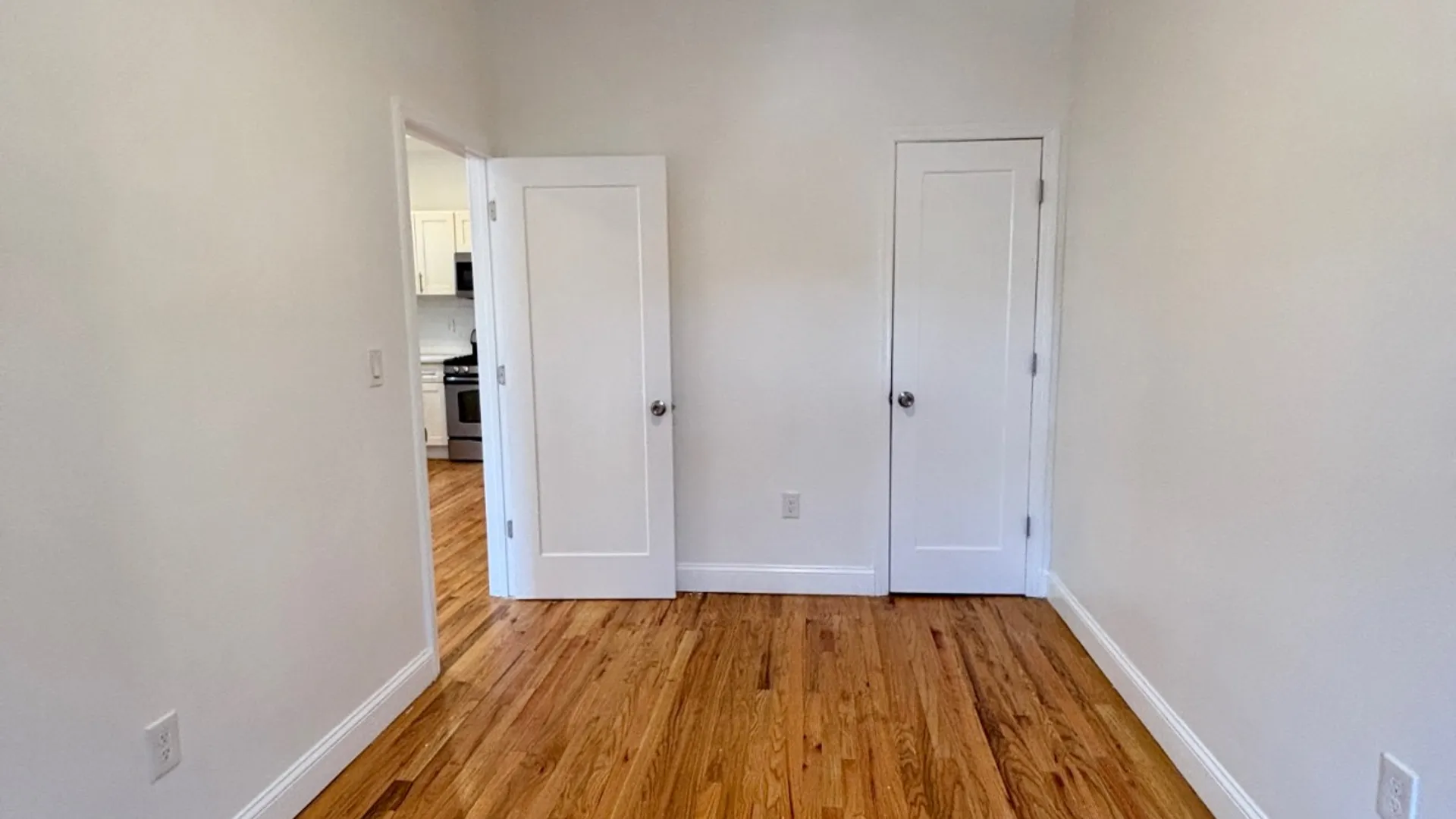 Property at 3367 Fenton Ave, Bronx, NY 10469 8