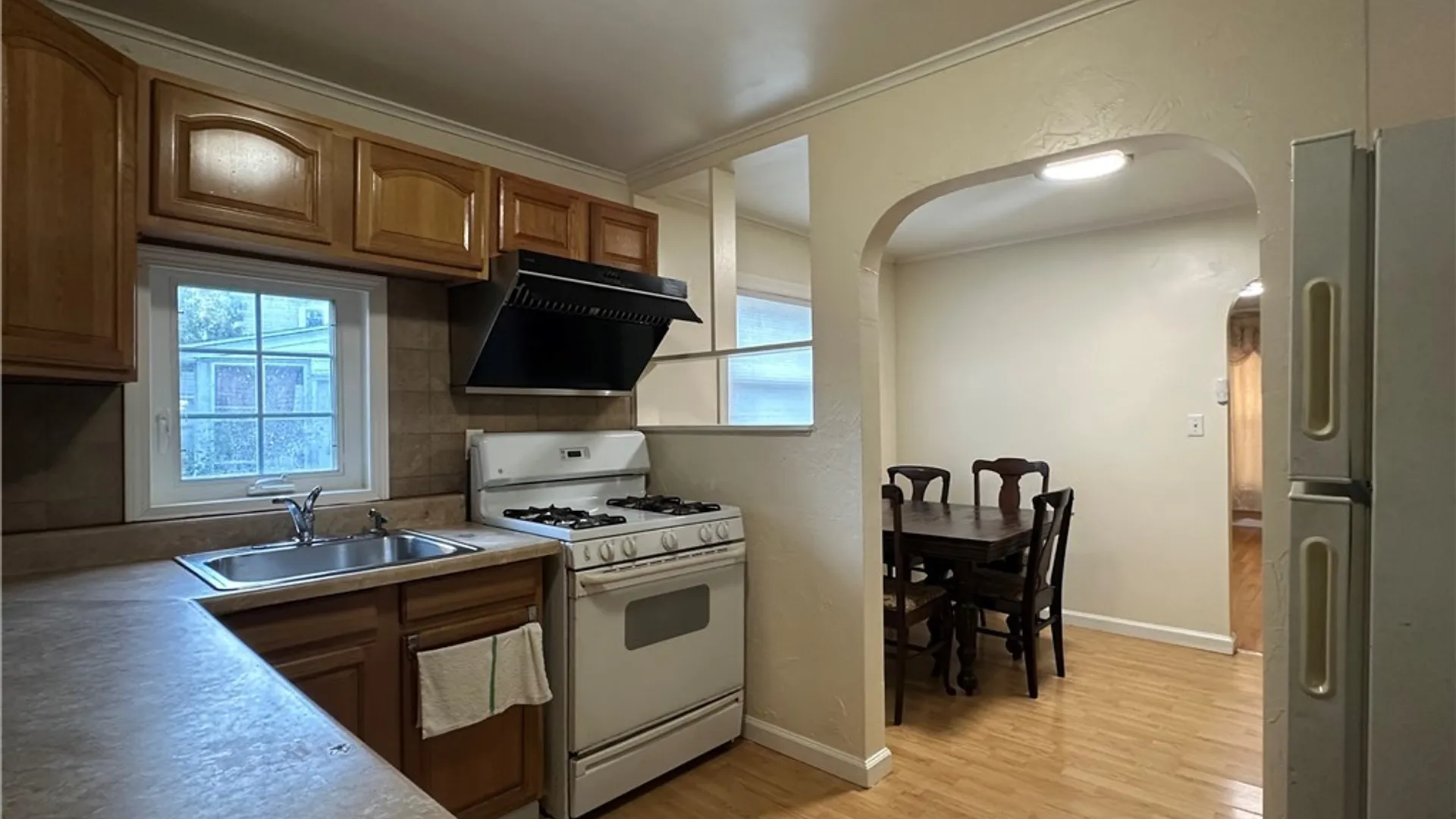 Property at 117 Hood Avenue, Syracuse, NY 13208 25