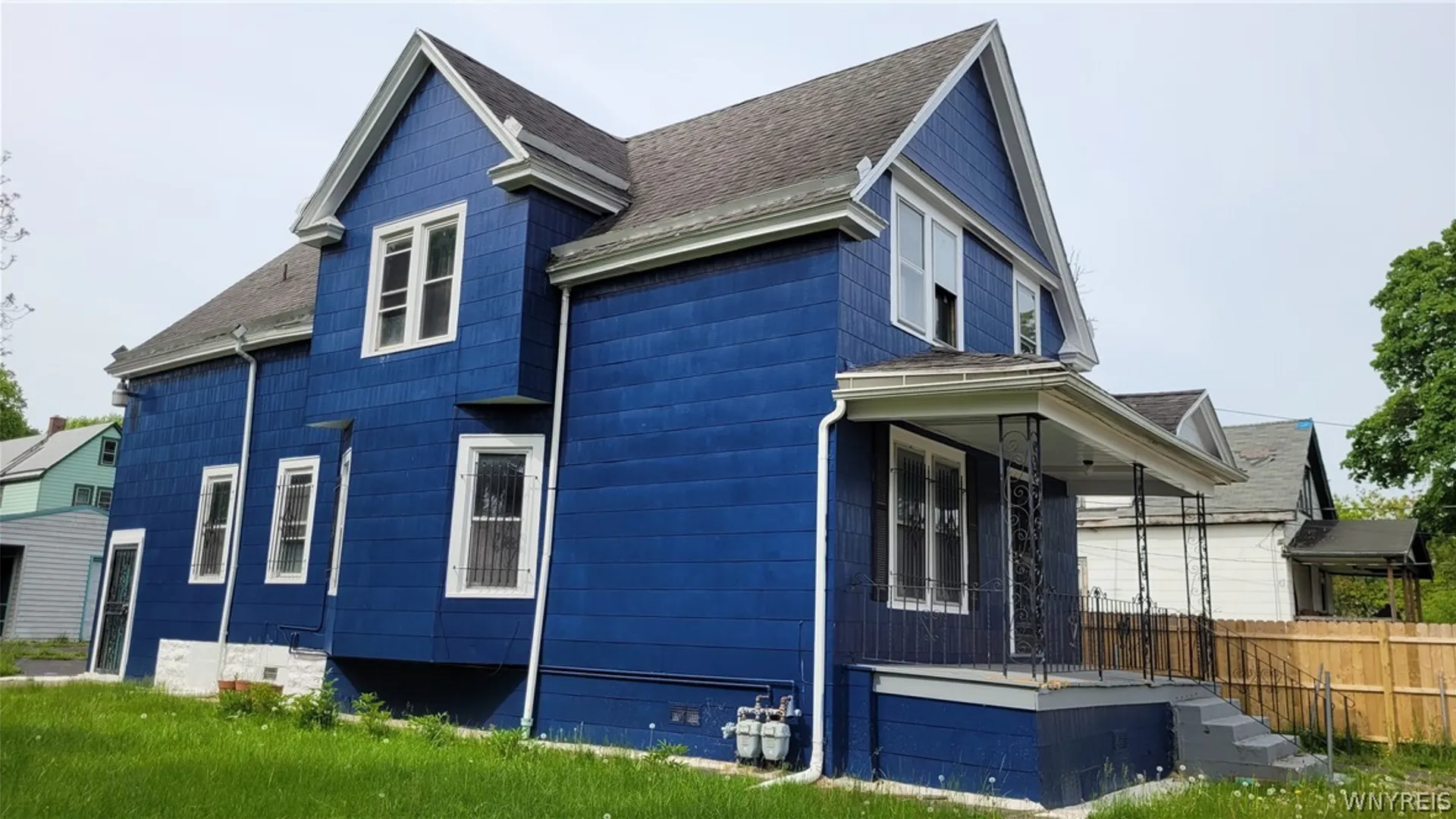 Property at 325 Box Ave (LOWER), Buffalo, NY 14211 2
