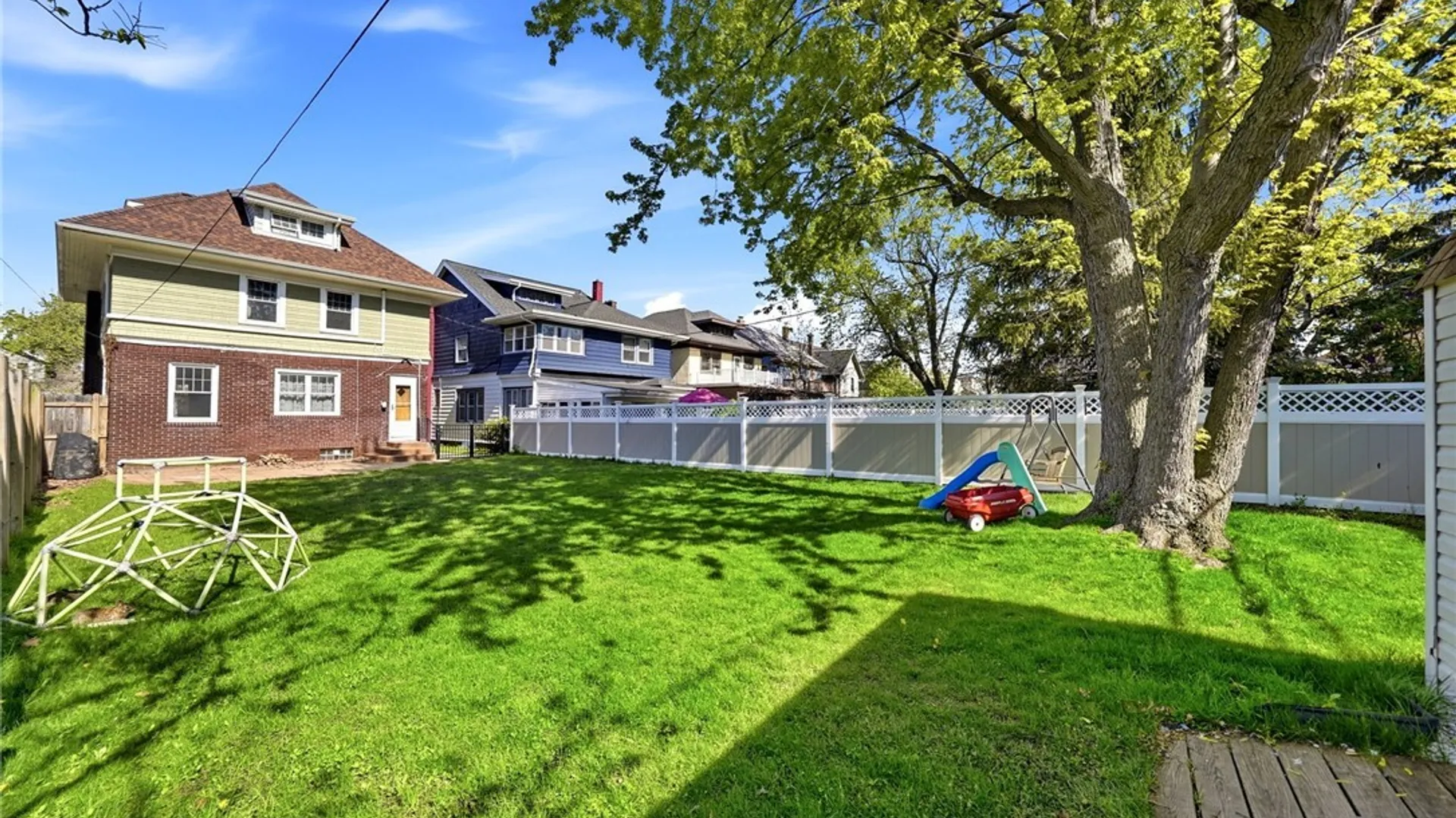 Property at 11 Admiral Road, Buffalo, NY 14216 45