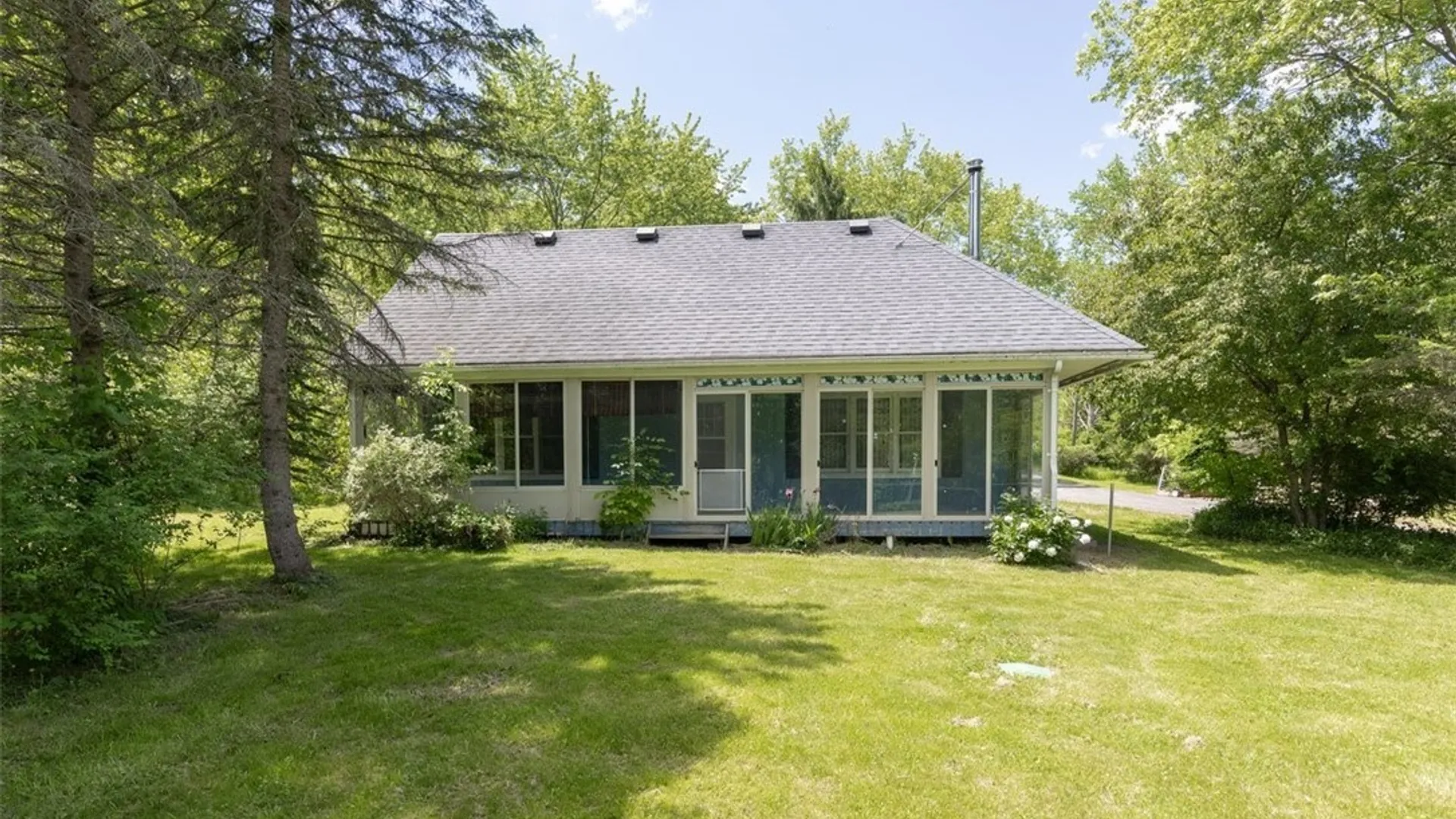 Property at 1827 Maxon Road, Bennington, NY 14011 12