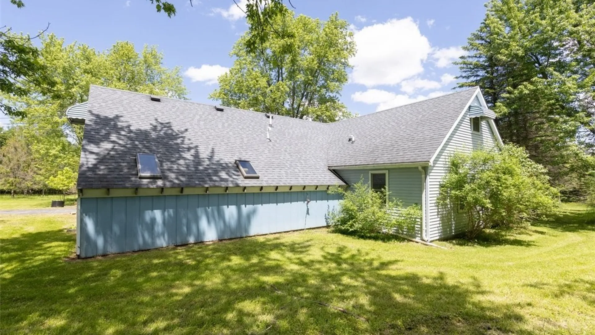 Property at 1827 Maxon Road, Bennington, NY 14011 13
