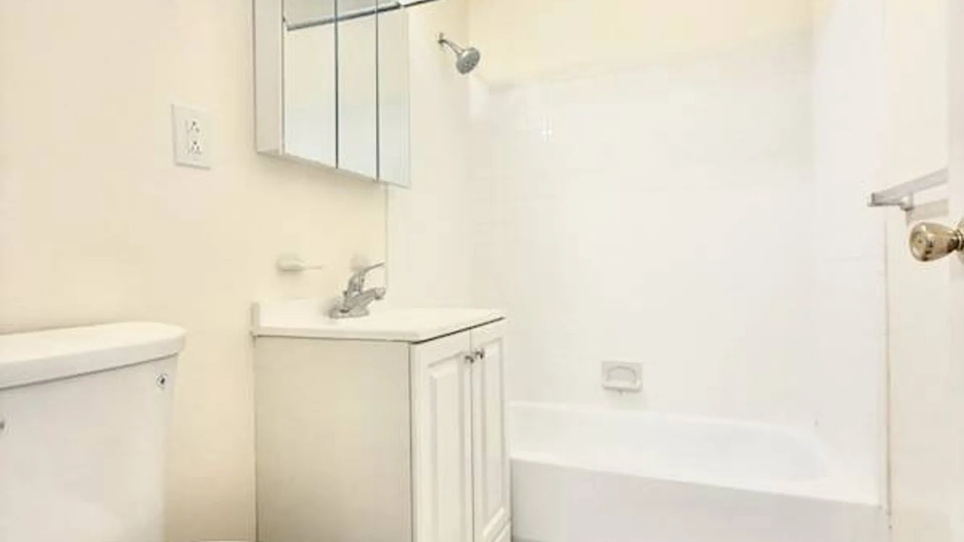 Property at 87 MacDougal St, Brooklyn, NY 11233 5