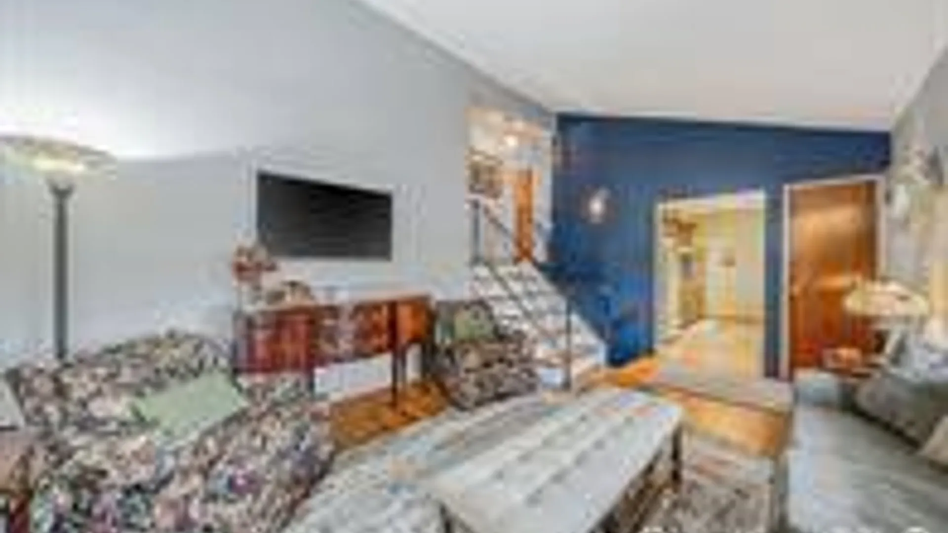 Property at 312 W16th St, Deer Park, NY 11729 14