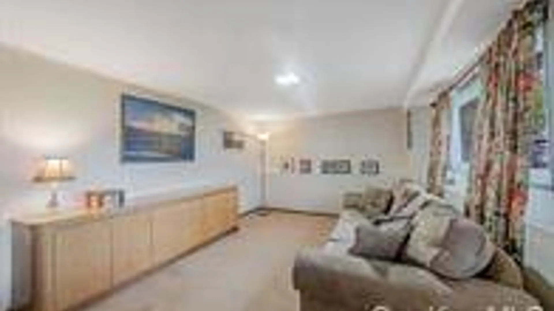Property at 312 W16th St, Deer Park, NY 11729 25