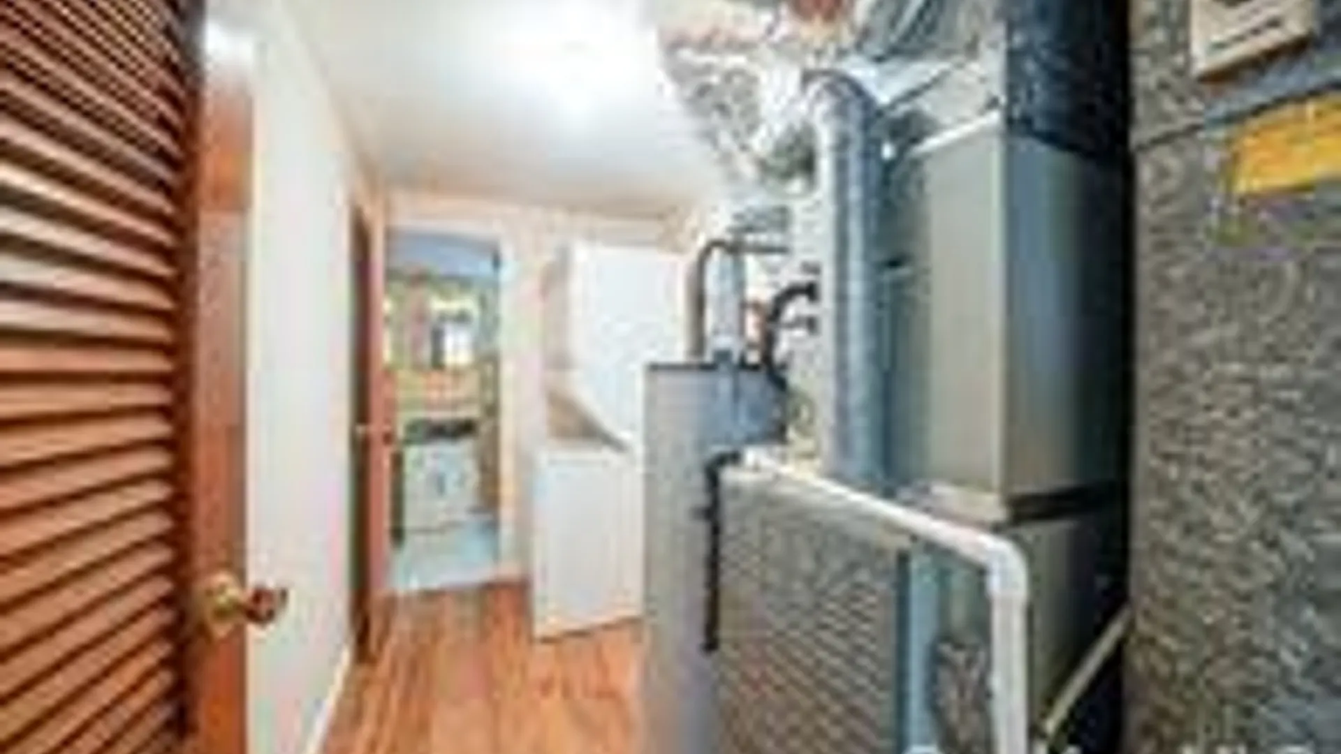 Property at 312 W16th St, Deer Park, NY 11729 27