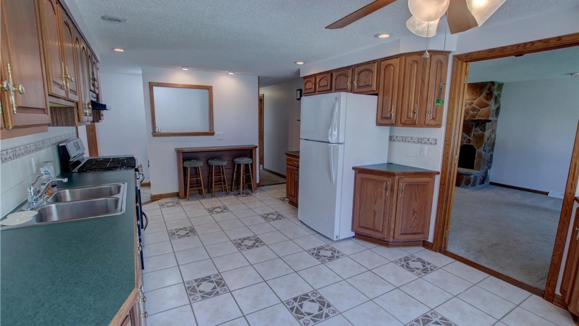 Property at 79 Davidson Drive, Cheektowaga, NY 14043 12