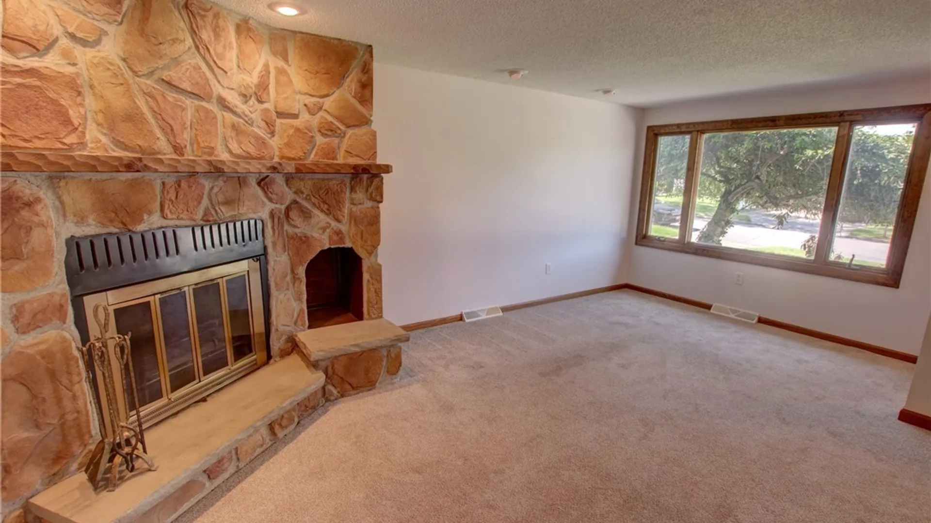 Property at 79 Davidson Drive, Cheektowaga, NY 14043 20