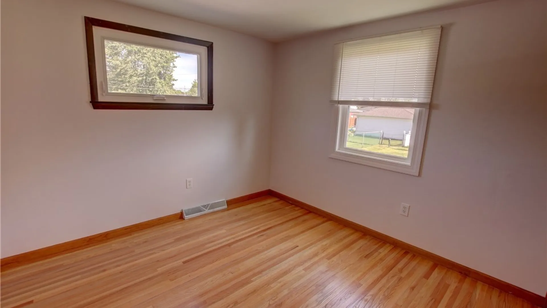 Property at 79 Davidson Drive, Cheektowaga, NY 14043 32
