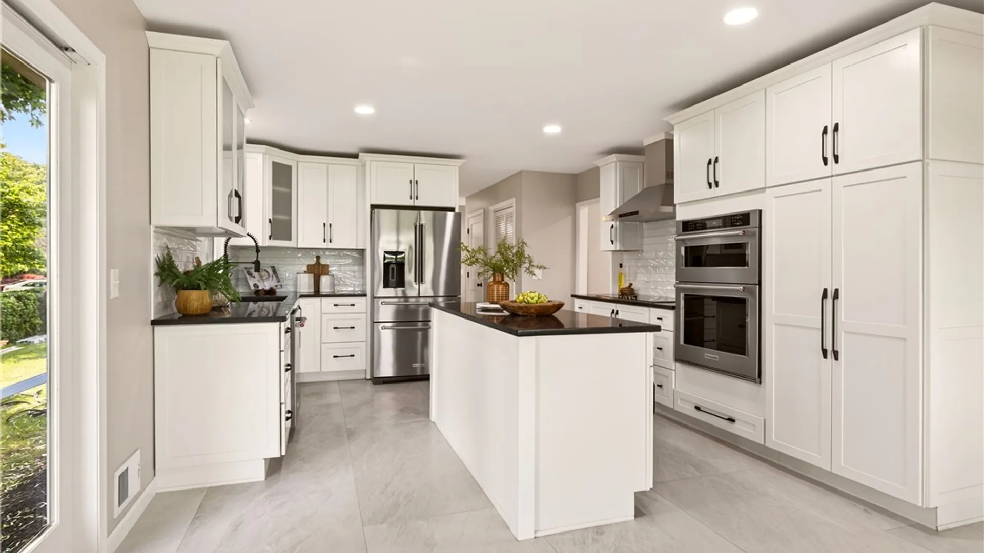 Property at 18 Widewaters Lane, Pittsford, NY 14534 15