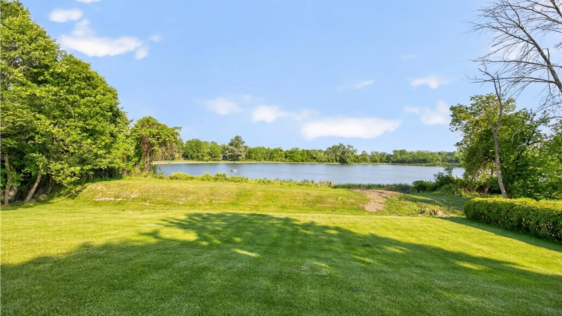 Property at 18 Widewaters Lane, Pittsford, NY 14534 37