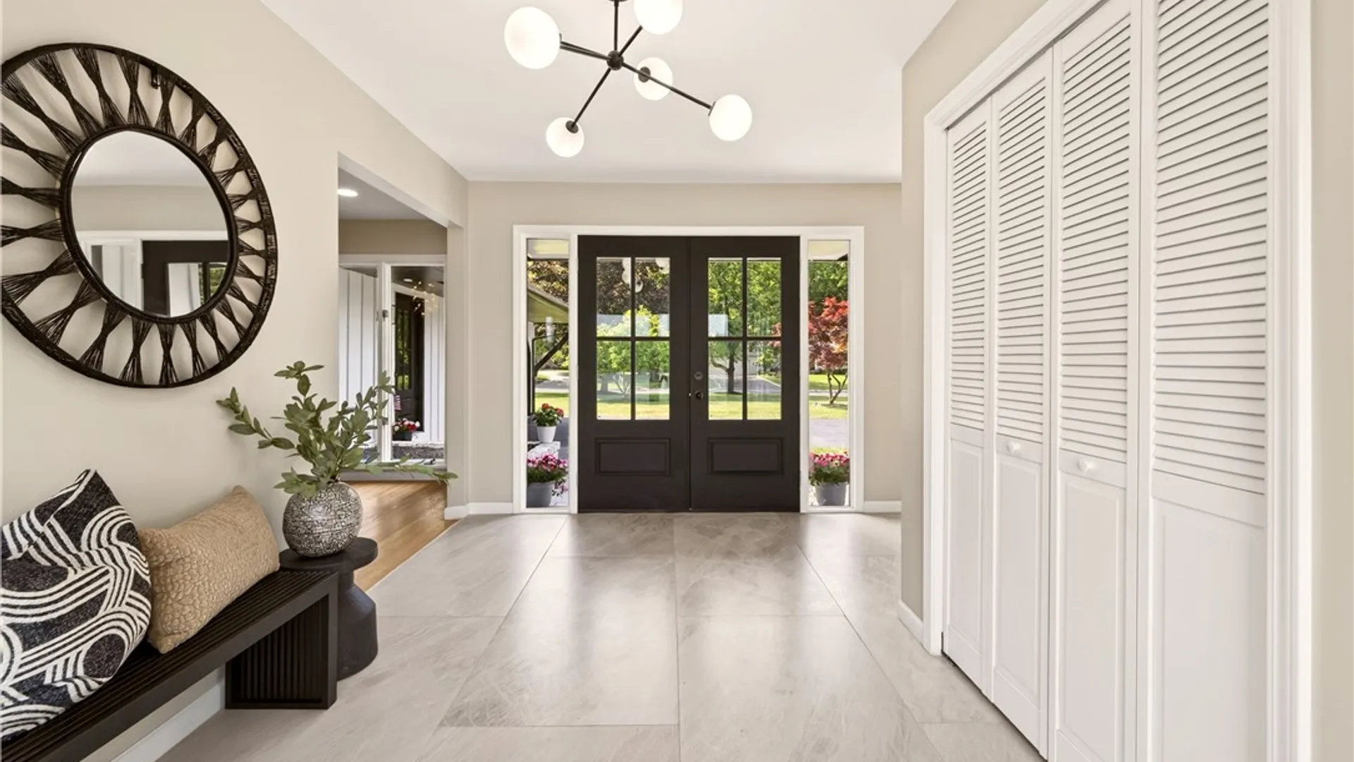 Property at 18 Widewaters Lane, Pittsford, NY 14534 4