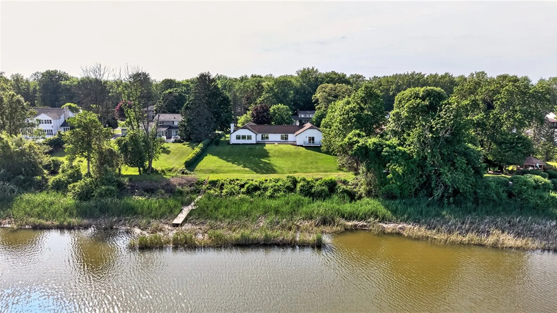 Property at 18 Widewaters Lane, Pittsford, NY 14534 42