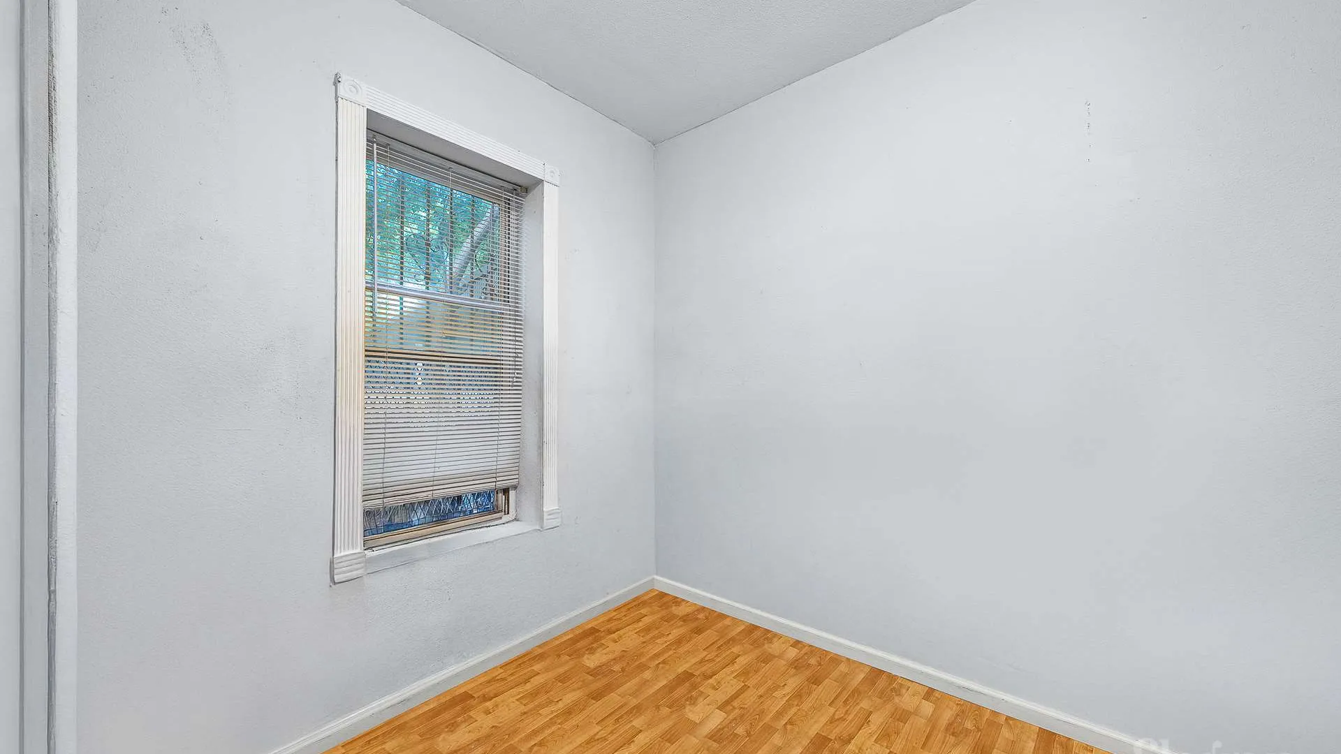 Property at 159 Wyona St, Brooklyn, NY 11207 15