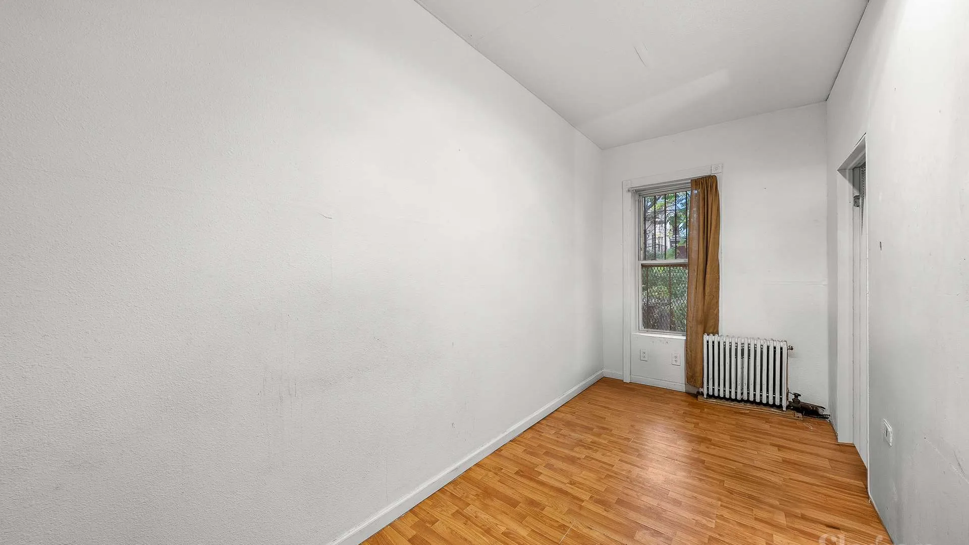 Property at 159 Wyona St, Brooklyn, NY 11207 16