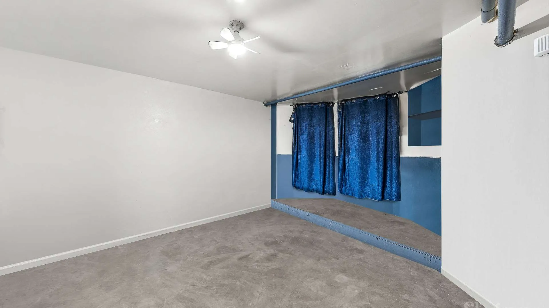 Property at 159 Wyona St, Brooklyn, NY 11207 2