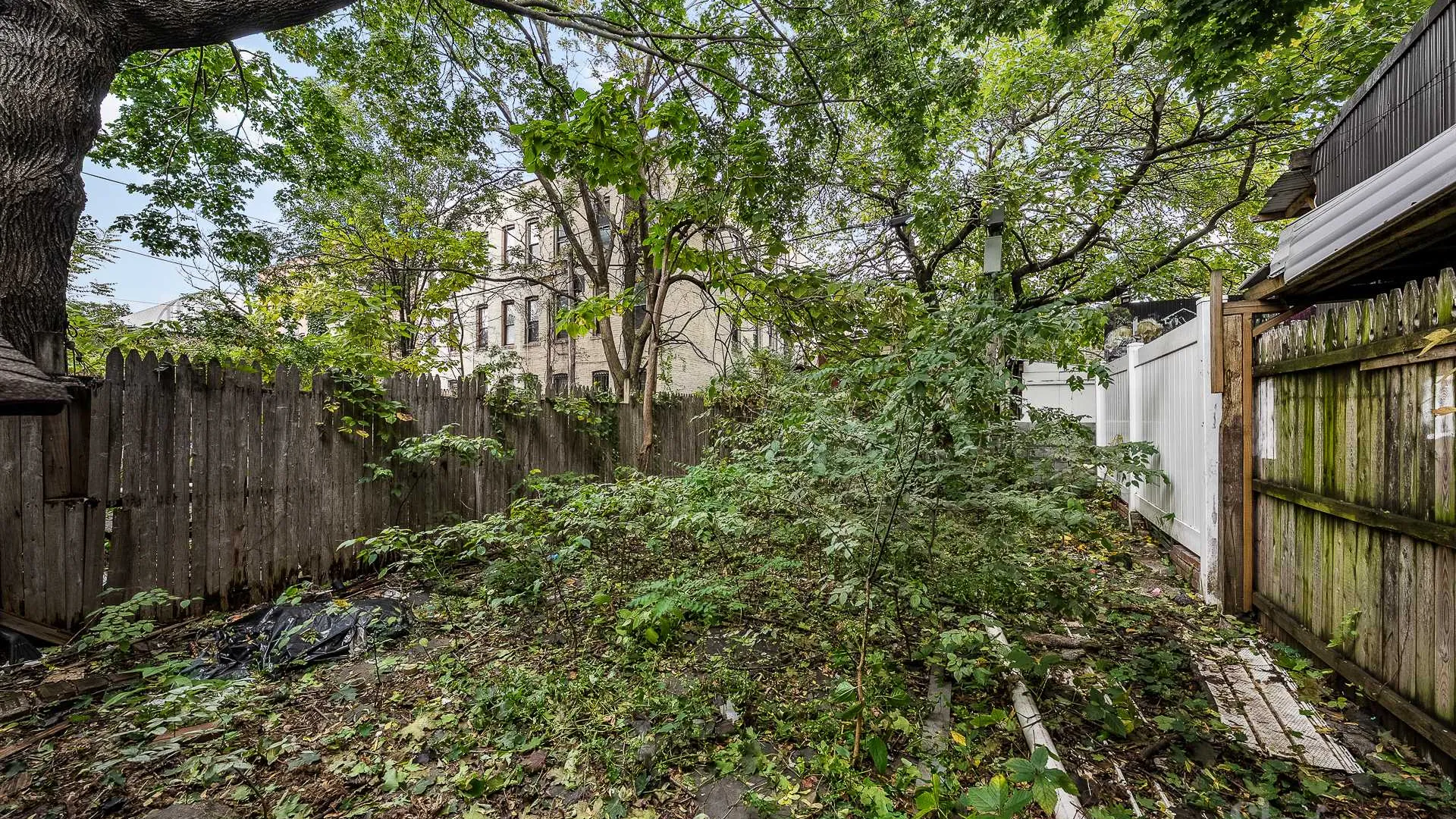 Property at 159 Wyona St, Brooklyn, NY 11207 7