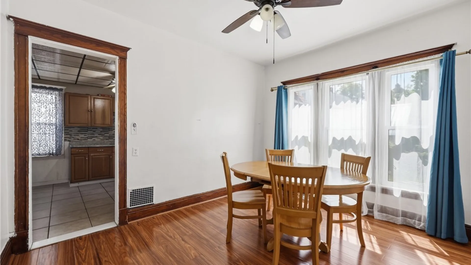 Property at 39 Kamper Avenue, Buffalo, NY 14210 11