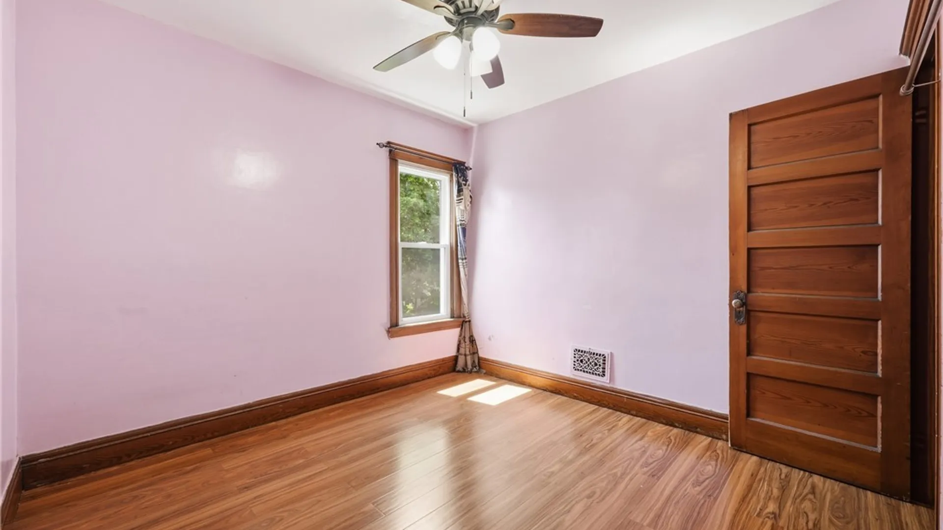 Property at 39 Kamper Avenue, Buffalo, NY 14210 22