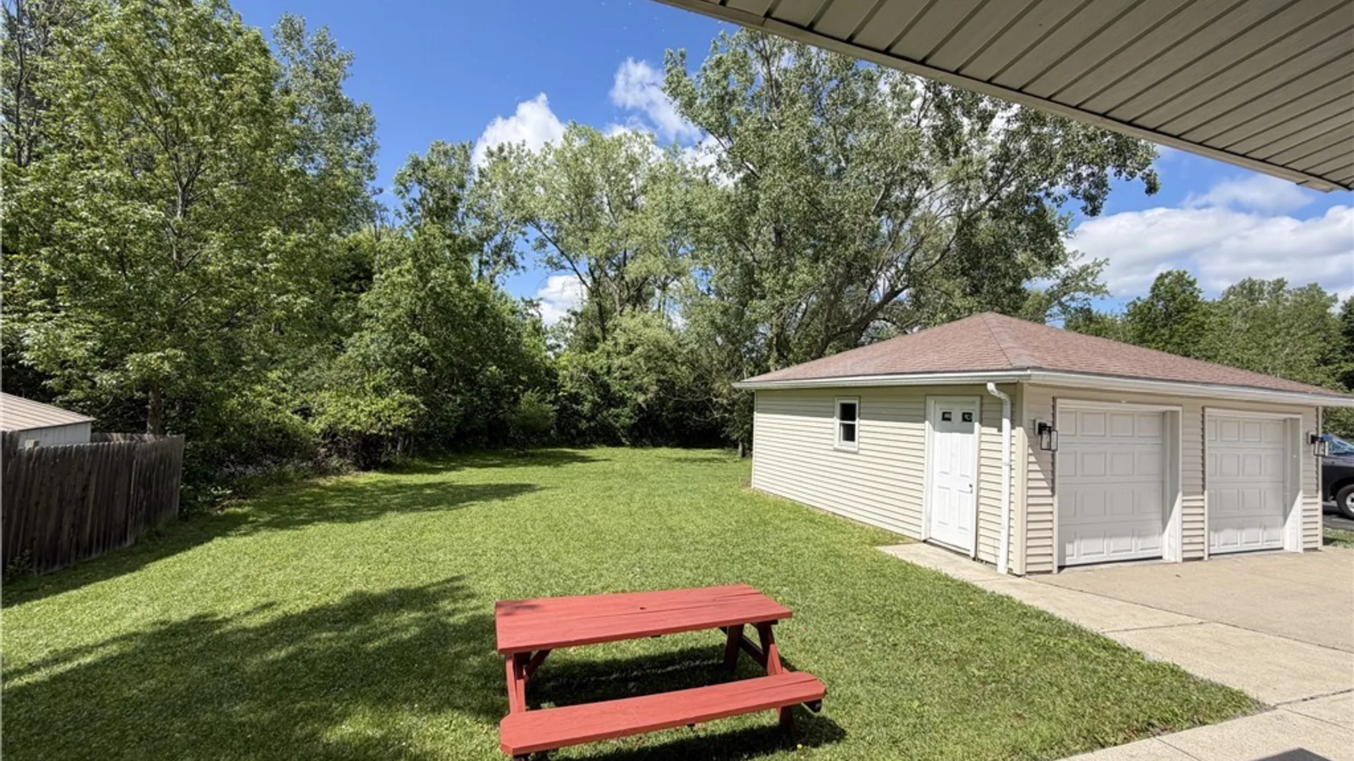Property at 1712 Como Park Boulevard, Lancaster, NY 14043 23