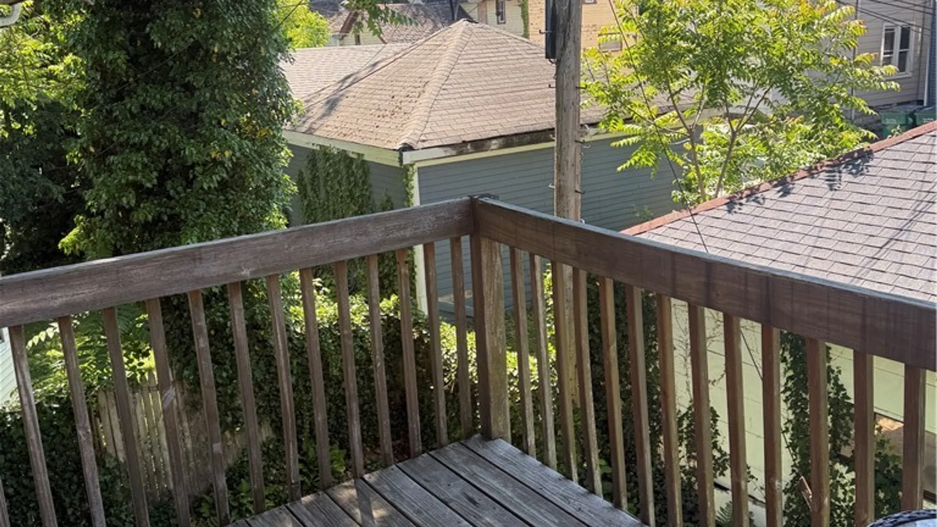 Property at 37 Inwood Place, Buffalo, NY 14209 16