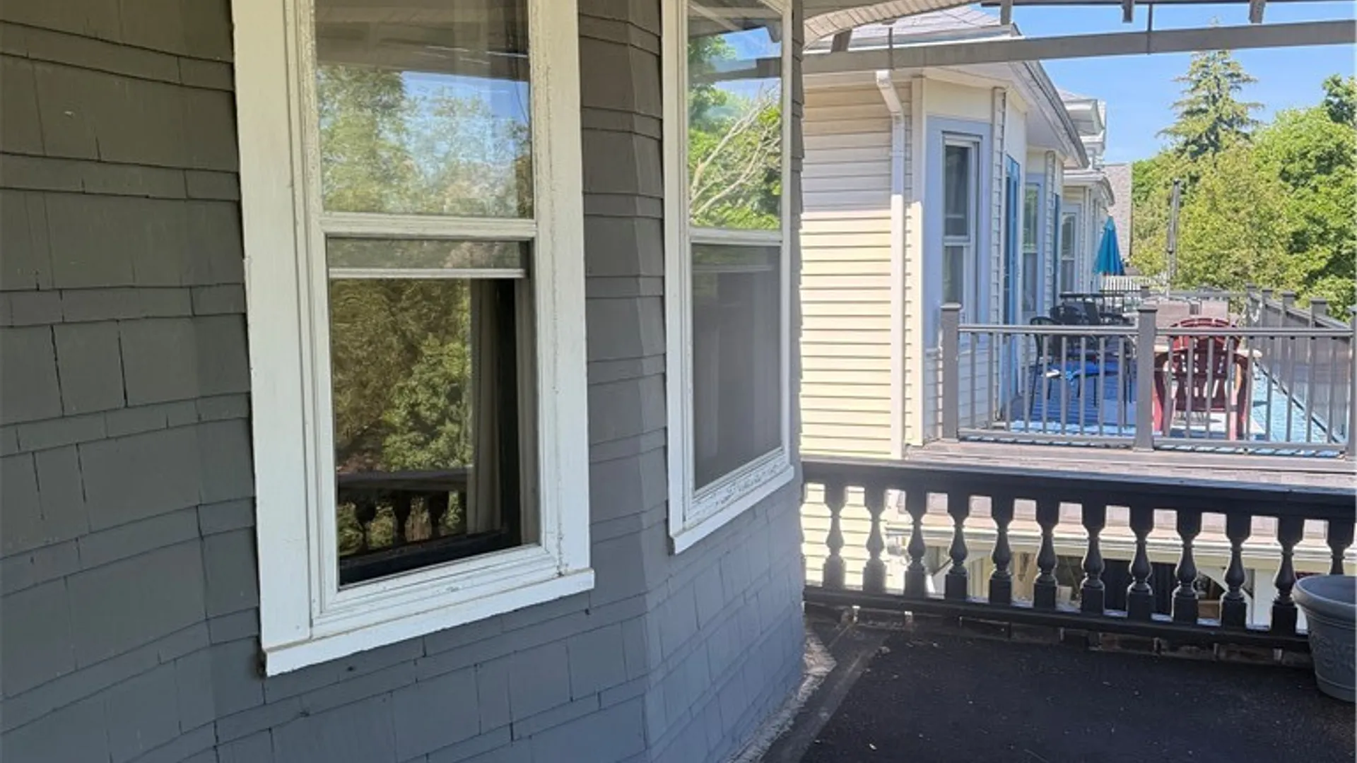 Property at 37 Inwood Place, Buffalo, NY 14209 4