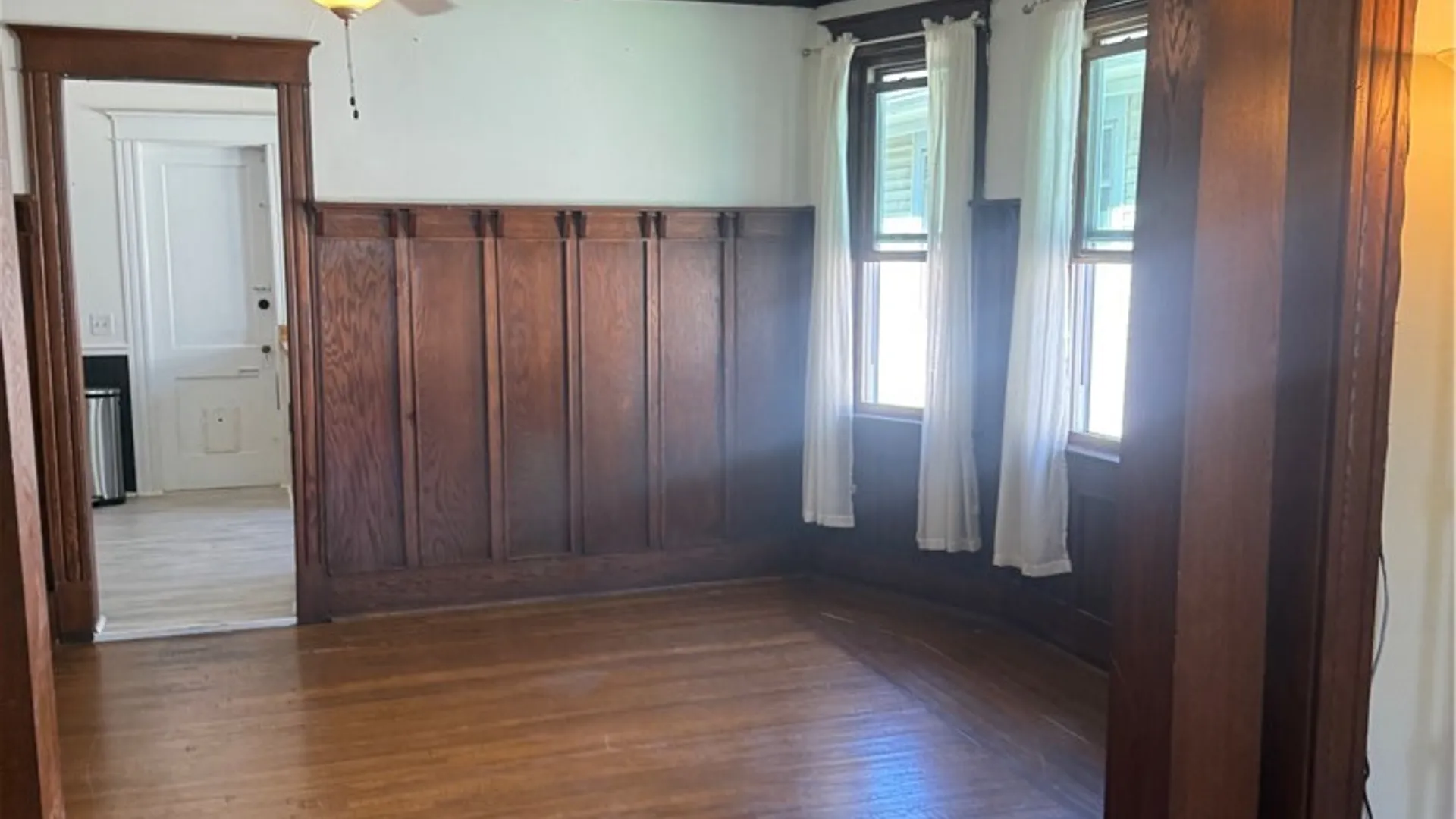 Property at 37 Inwood Place, Buffalo, NY 14209 5