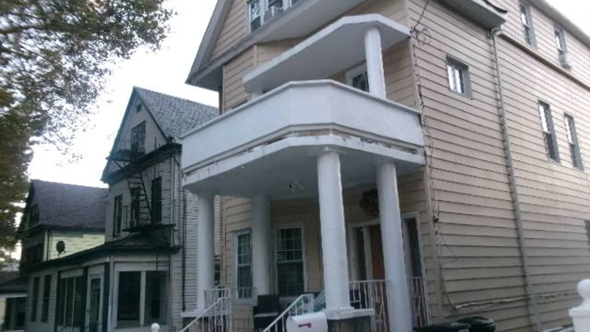 Property at 432 South 1st Ave, Mount Vernon, NY 10550 3
