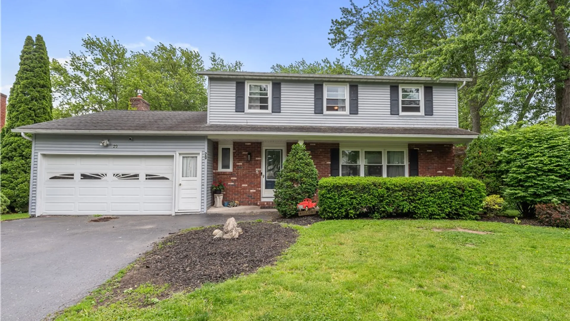 Property at 20 Paddington Drive, Gates, NY 14624 2