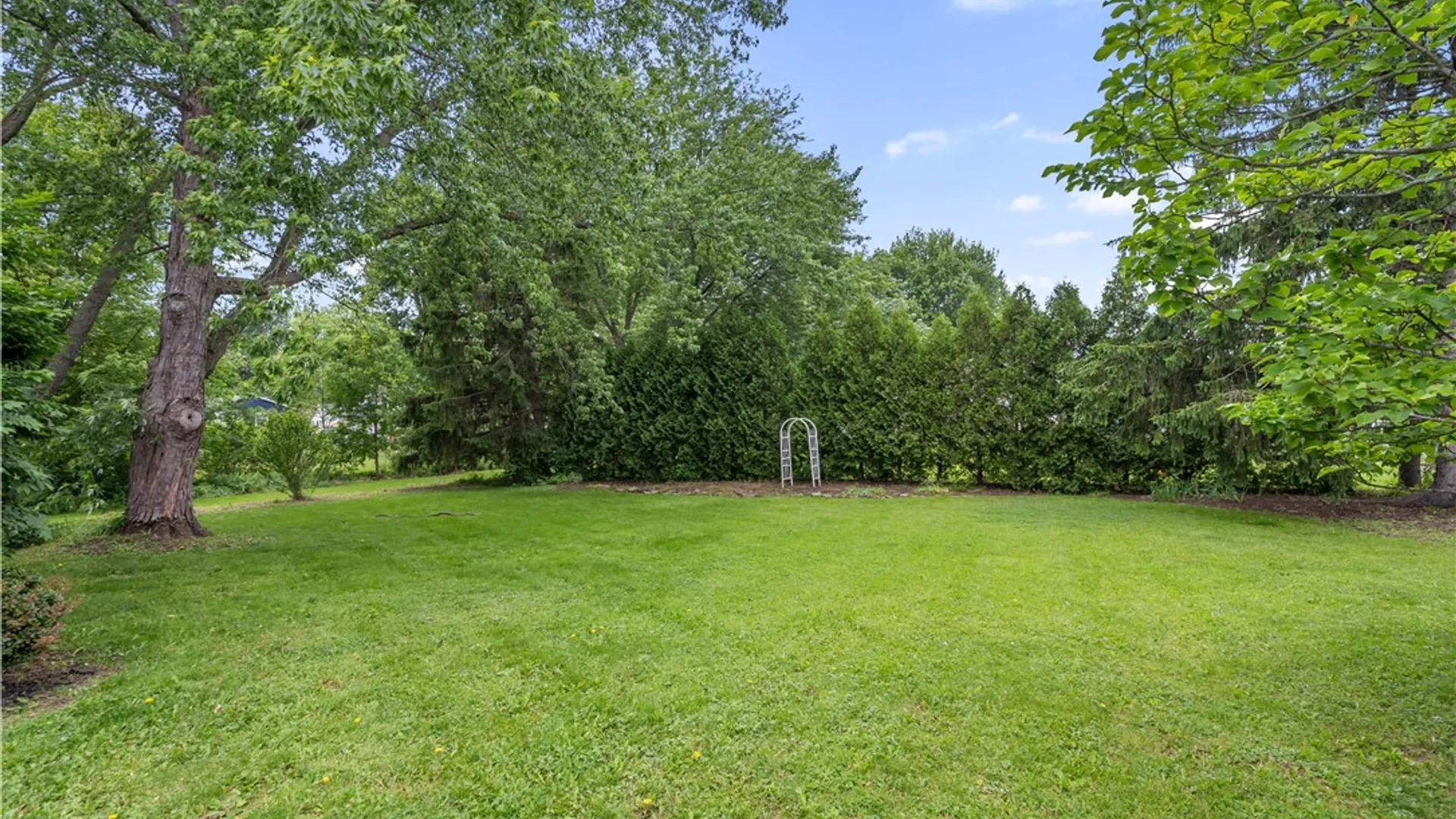 Property at 20 Paddington Drive, Gates, NY 14624 3