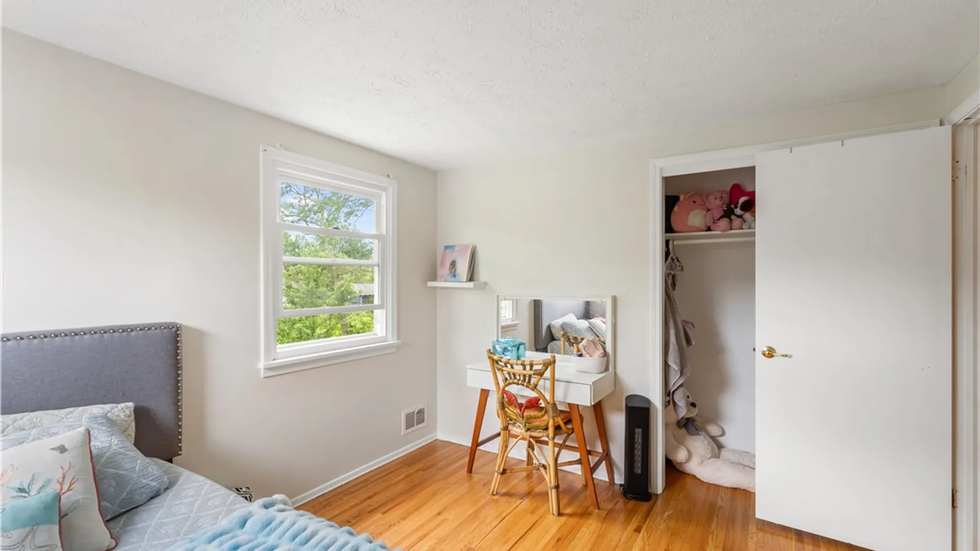 Property at 20 Paddington Drive, Gates, NY 14624 33