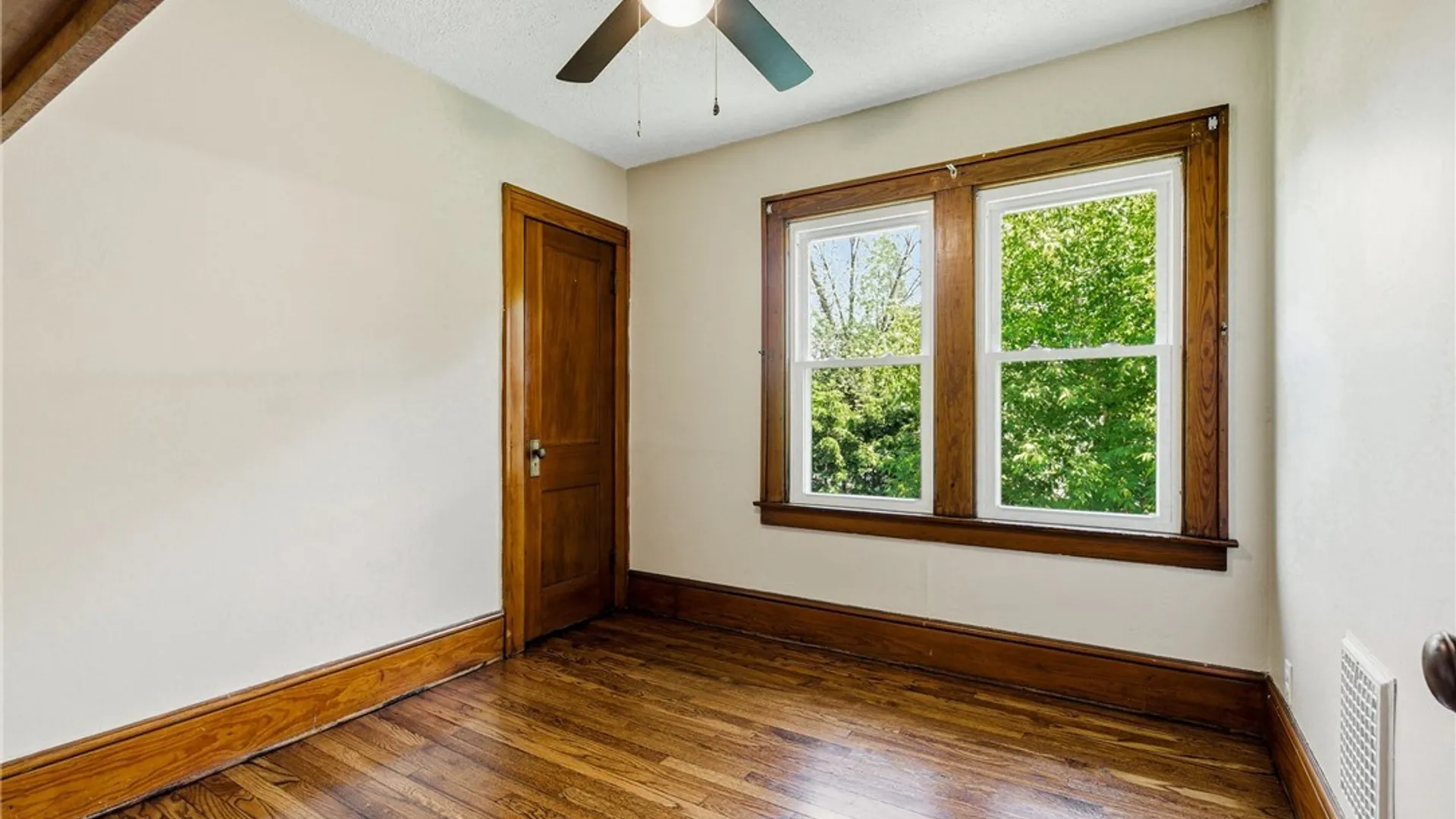 Property at 926-928 Floyd Avenue, Rome, NY 13440 40